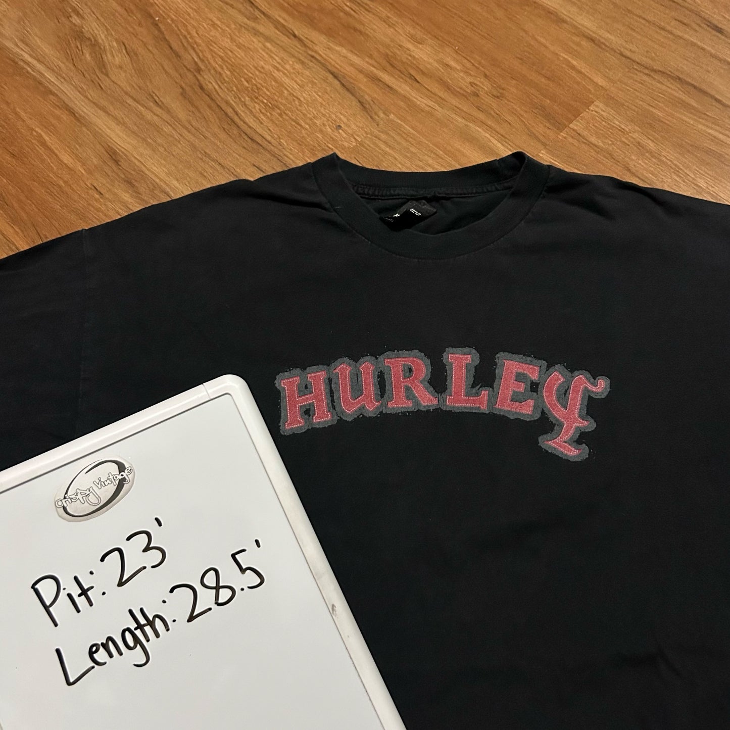 (XL) Retro Y2K Hurley Surfwear Center Logo Black T-Shirt