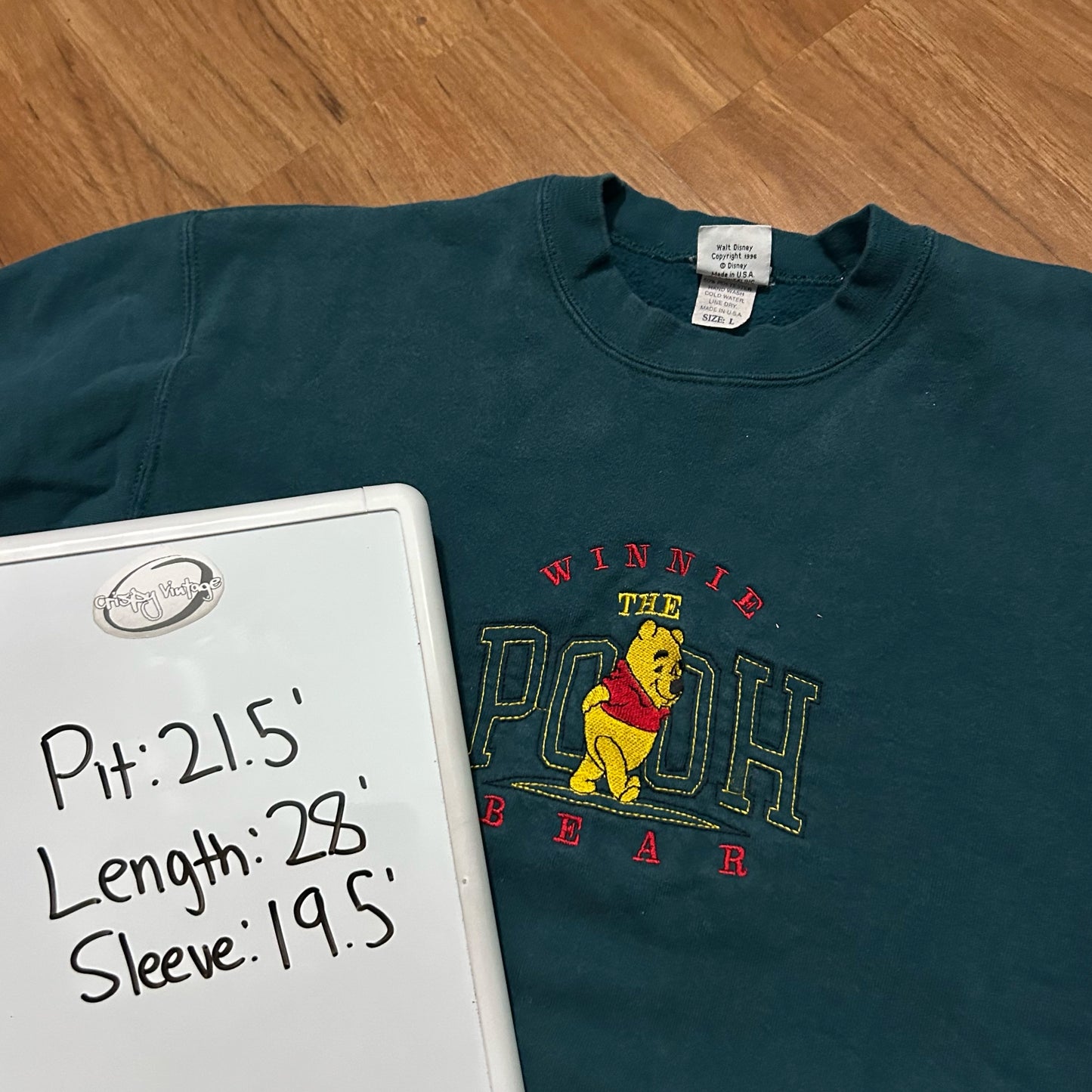(L) 1996 Winnie The Pooh Bear Embroidered Crewneck