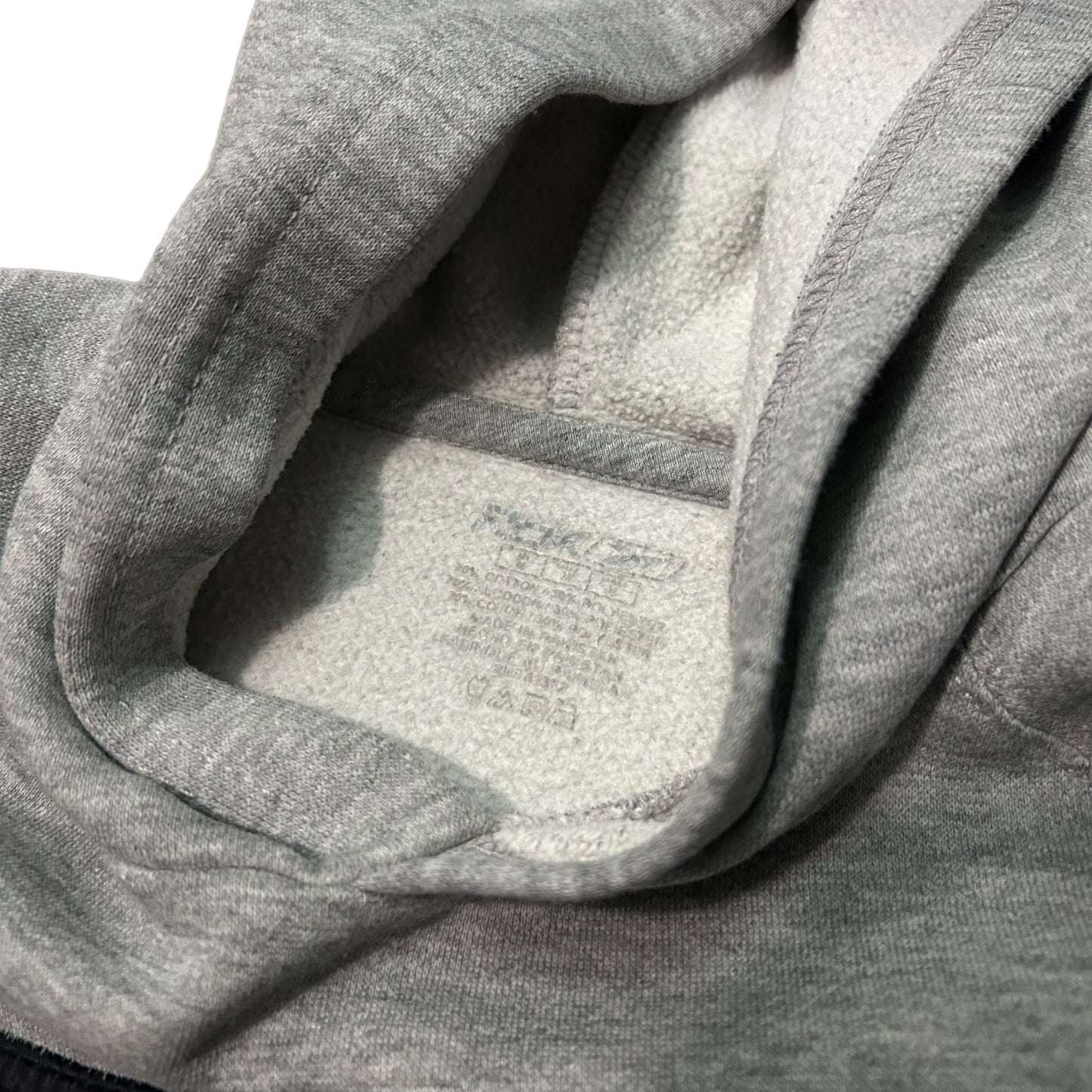 (M) Y2K Reebok Grey Hoodie