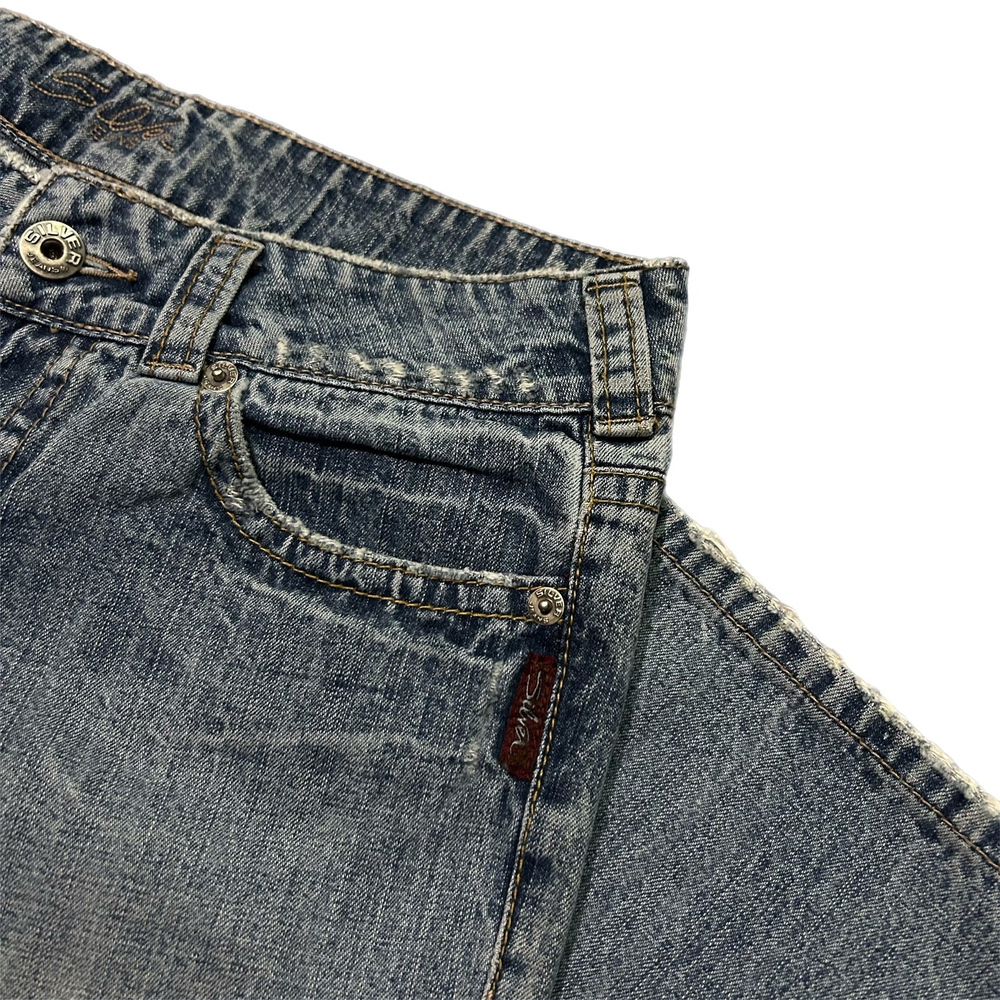 (32) Y2K Silver Jeans Flare Denim