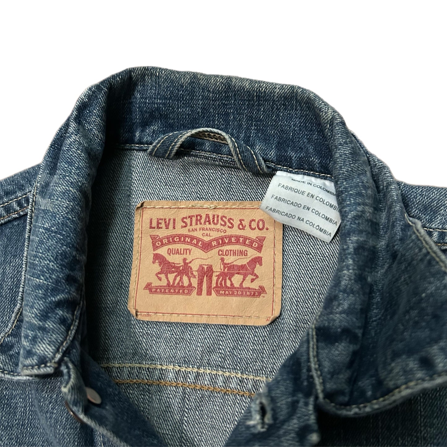 (S) Levi’s Denim Trucker Jacket