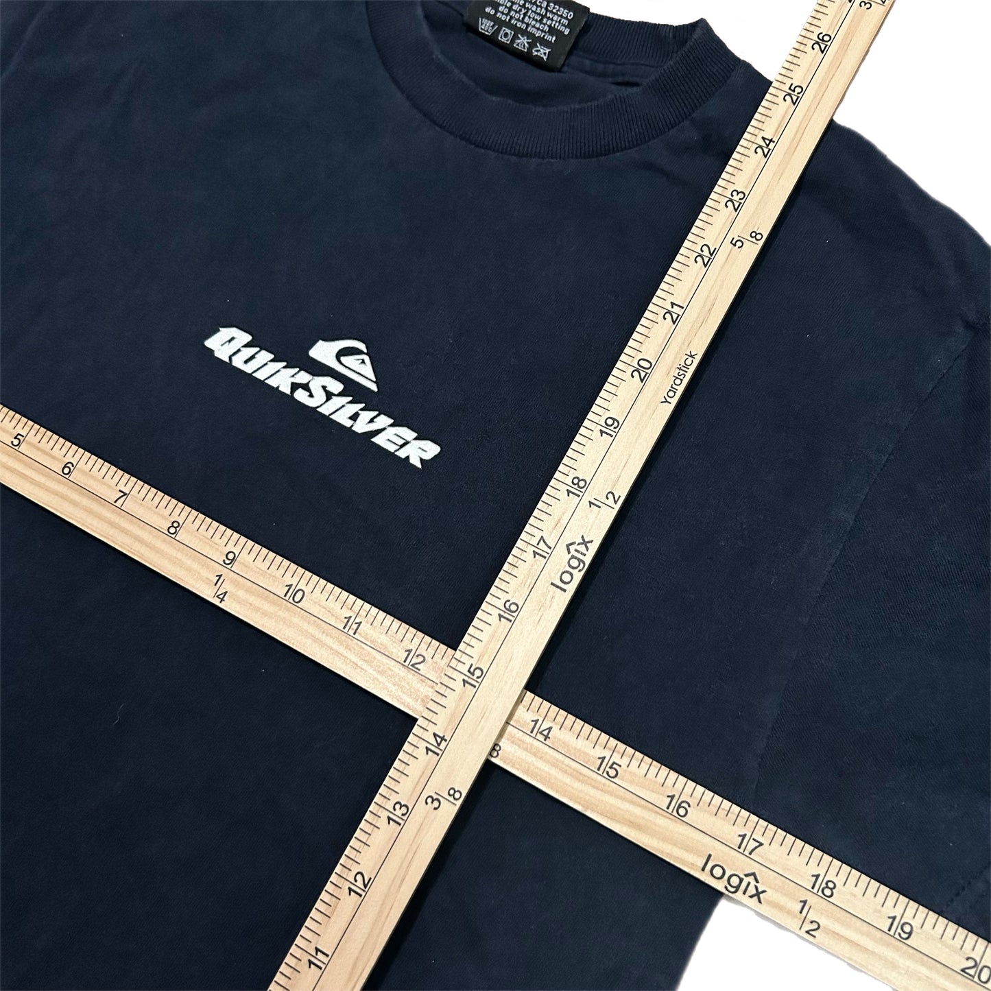 (S) 2000s Quicksilver Middle Logo Navy T-Shirt