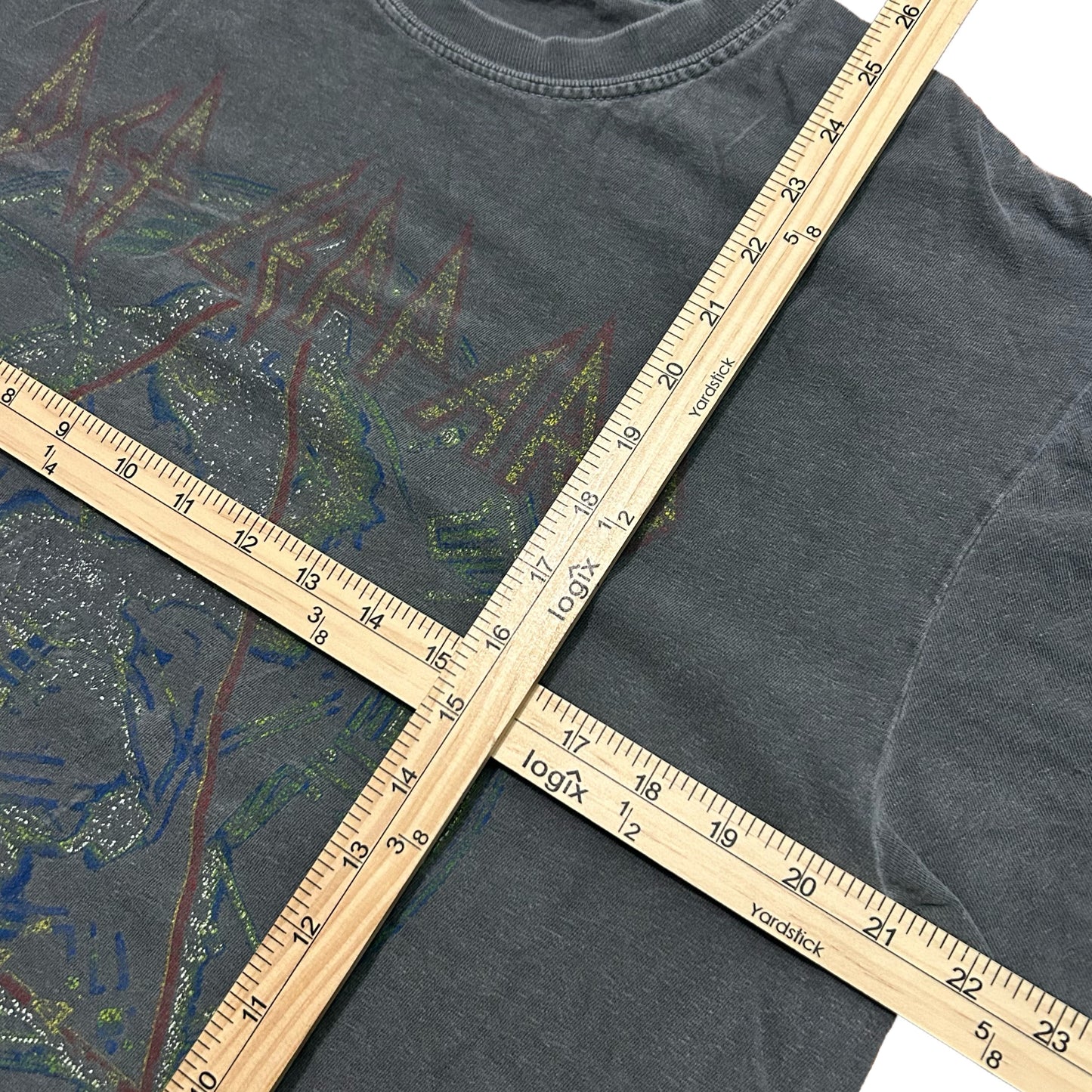 (L) Comfort Colors Def Leppard Hysteria Tour T-Shirt