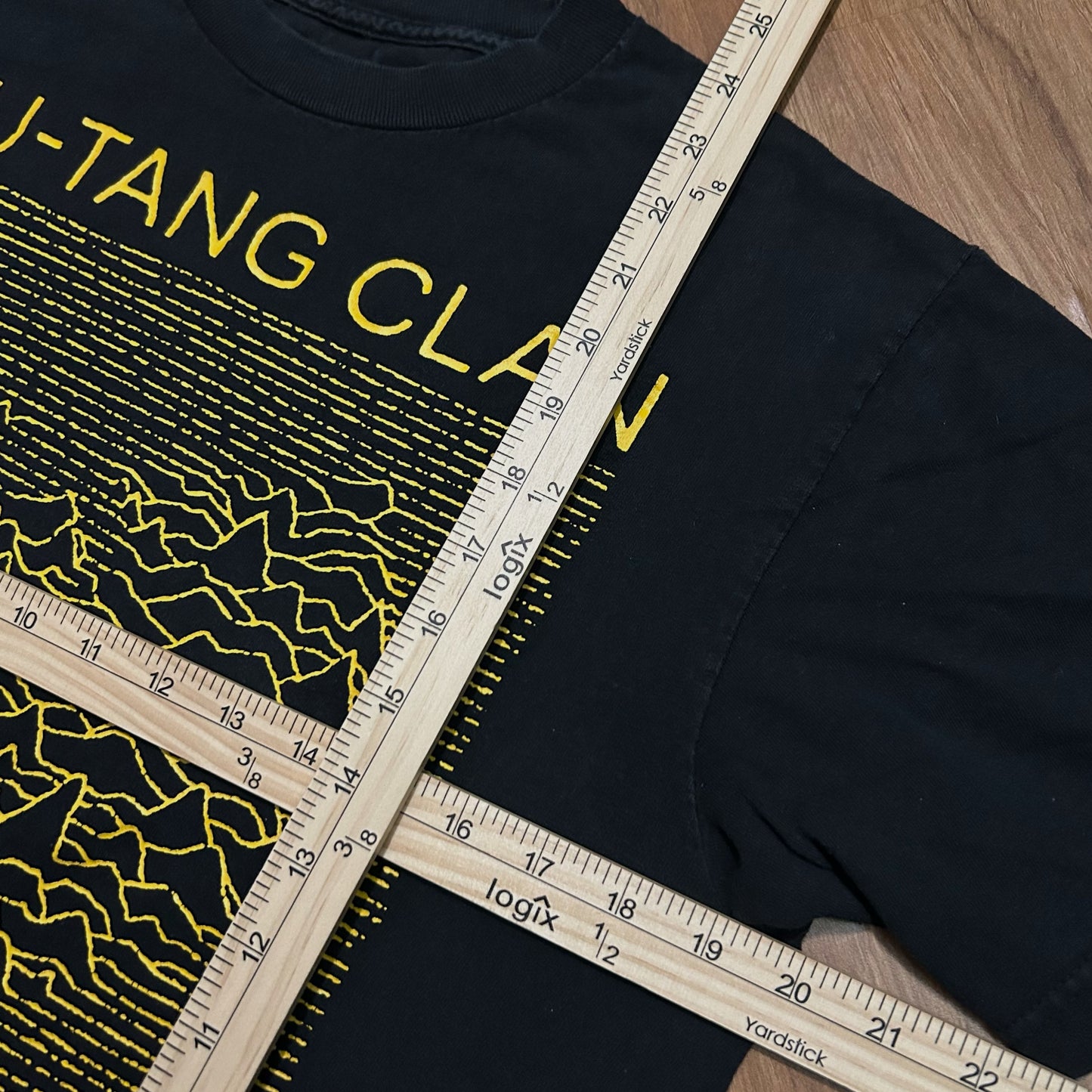 (M) Wu Tang Clan Joy Division Black Graphic T-Shirt