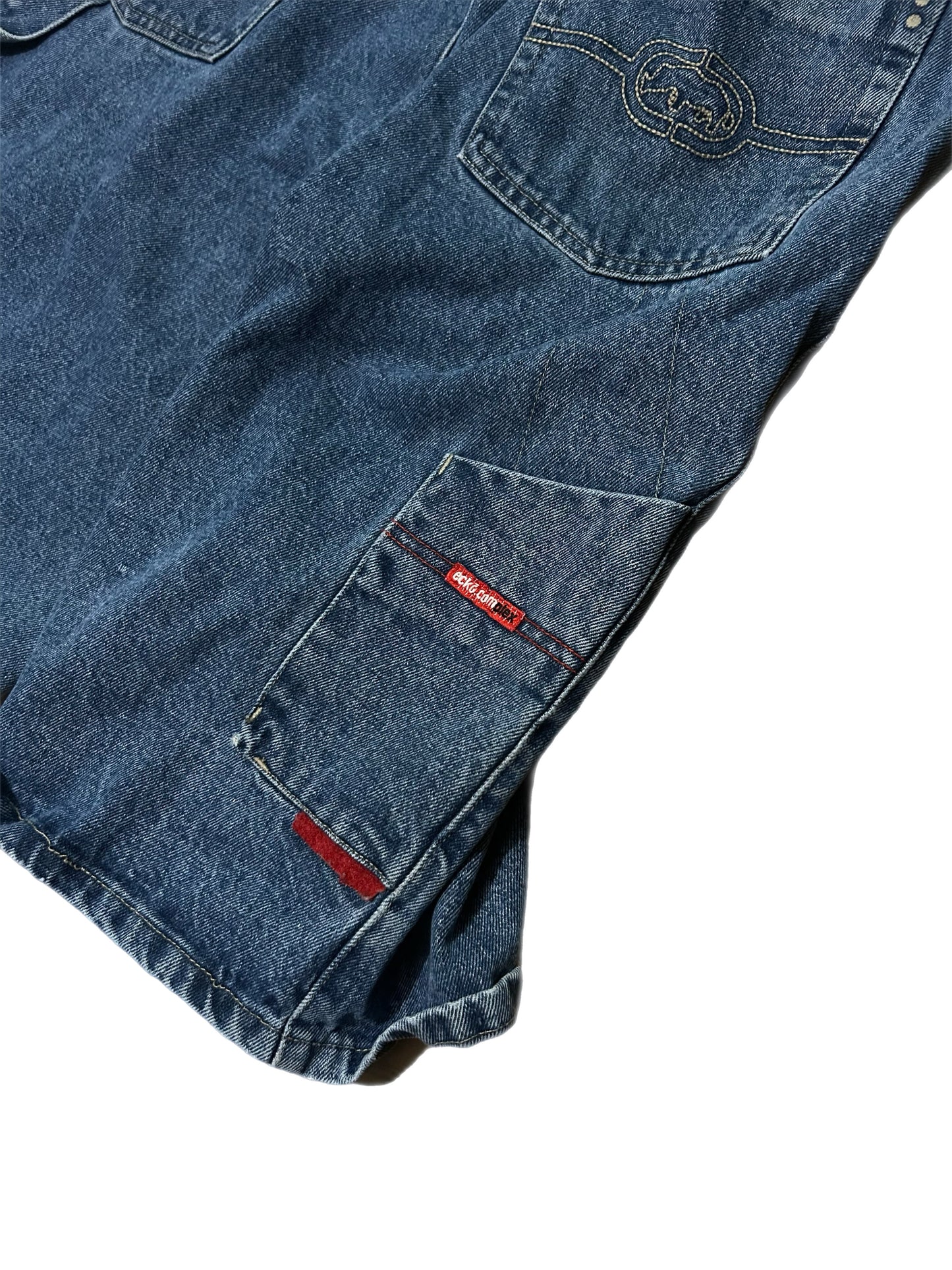 (34) Y2K Ecko Untld Baggy Carpenter Jorts