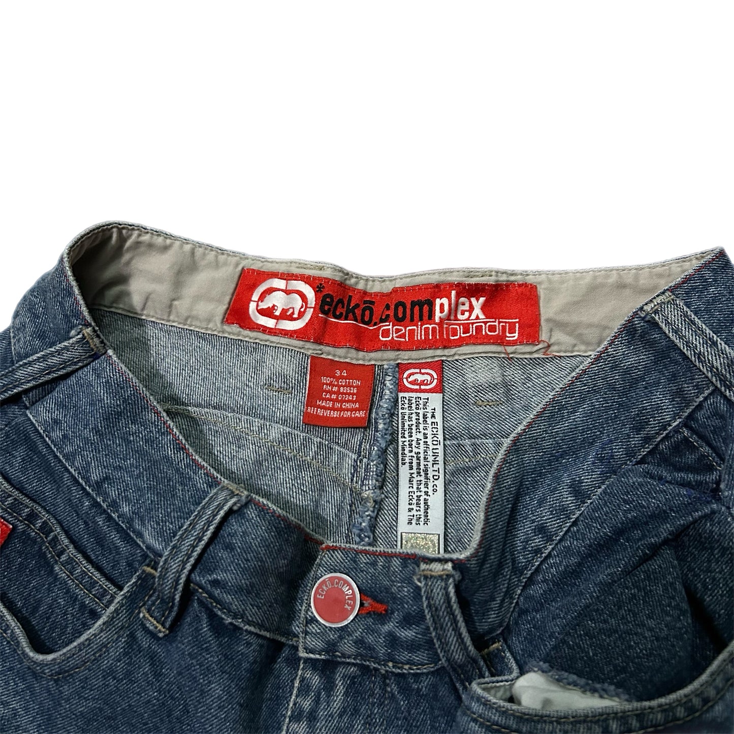 (34) Y2K Ecko Untld Baggy Carpenter Jorts