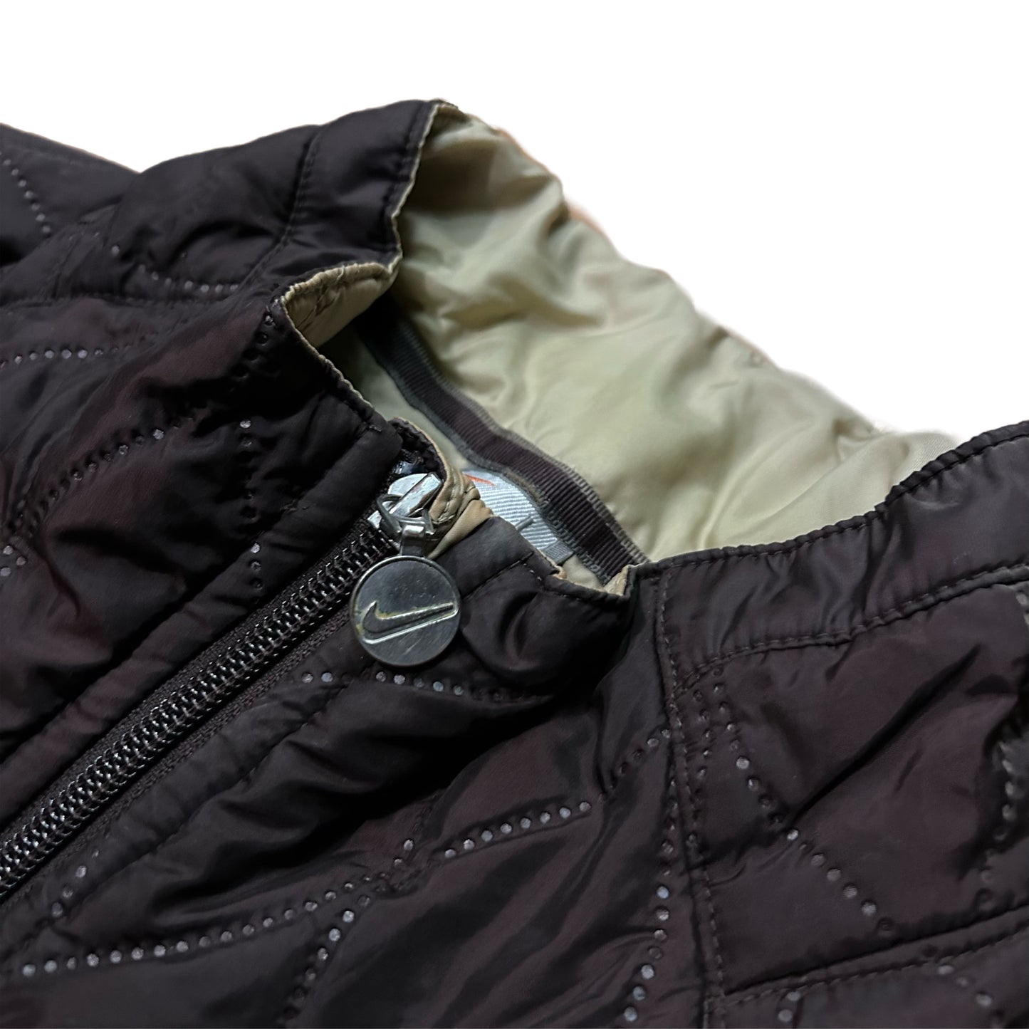 (L) Y2K Womens Nike Brown Insulated Quilted Jacket