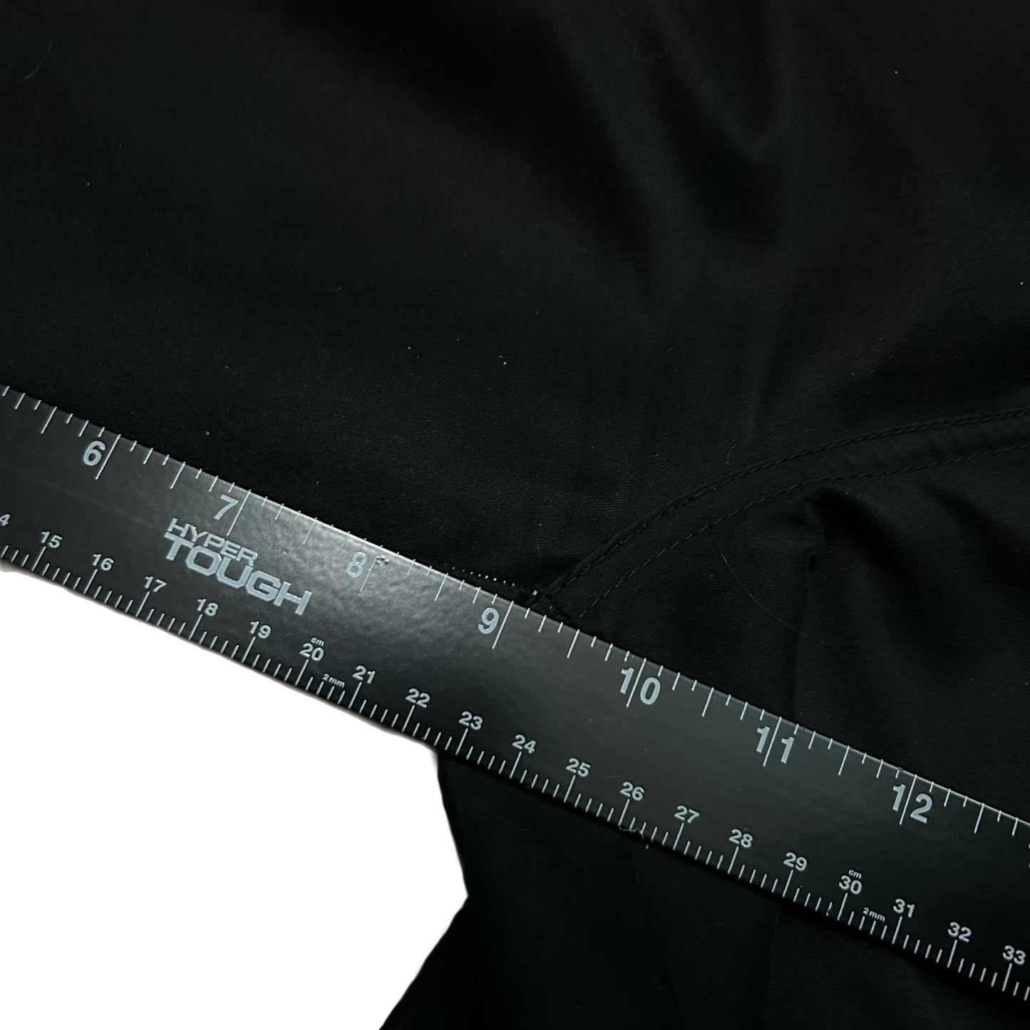 (34) Y2K Quicksilver Black Cargo Shorts