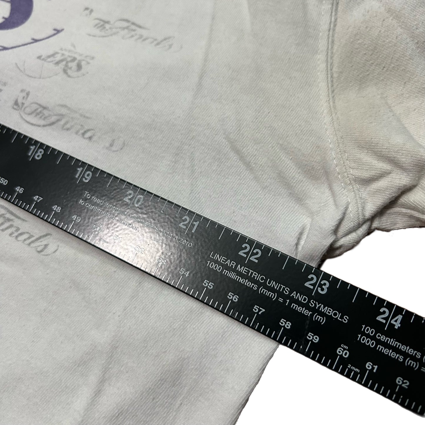 (L) 2010 Los Angeles Lakers UNK Championship White Shirt