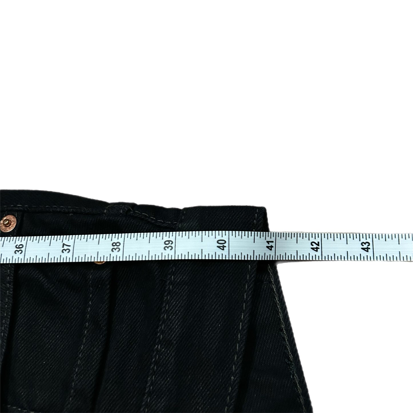 (34) Levi's 550 Loose Fit Black Denim Jeans