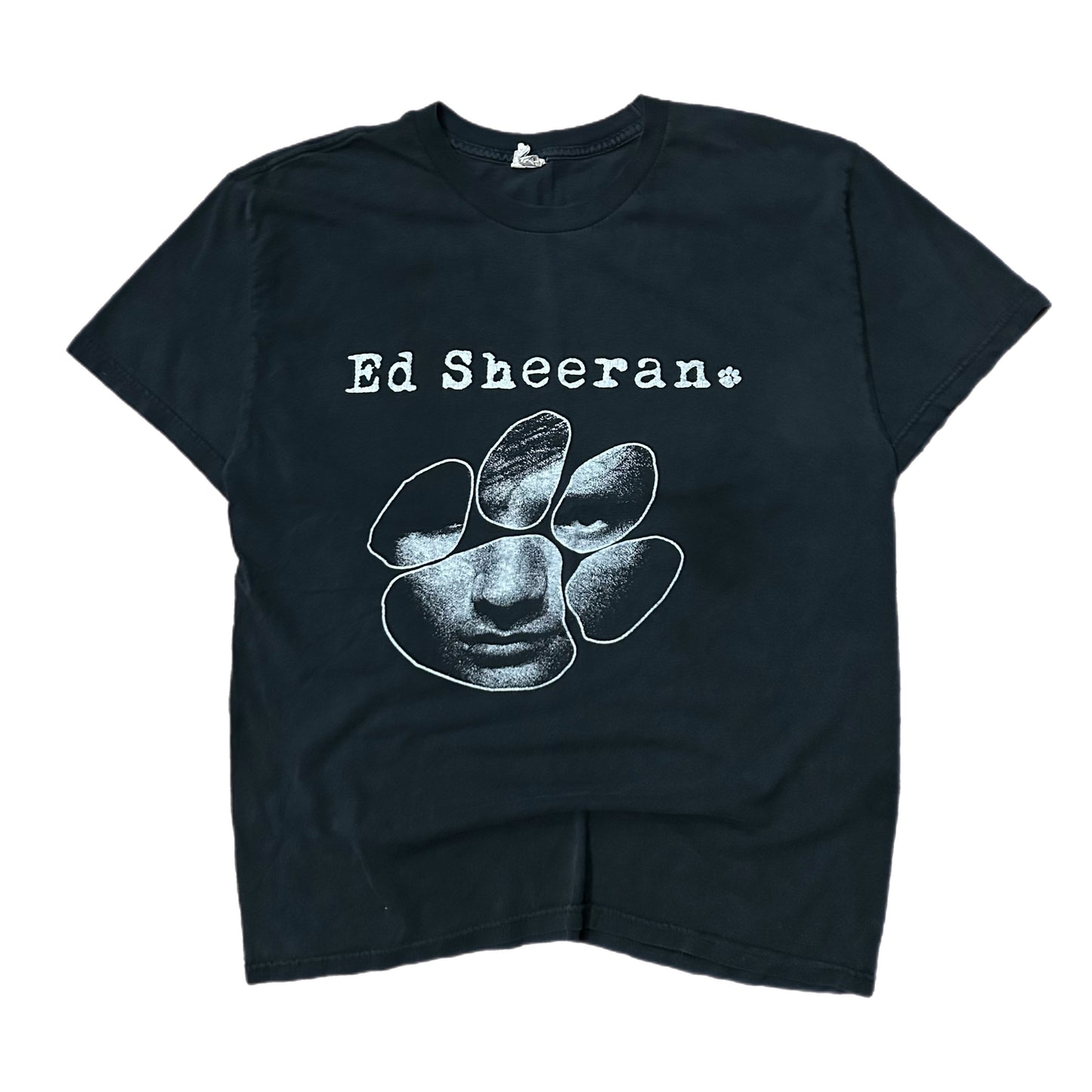 (M) Y2K Ed Sheeran Paw Face Concert Shirt