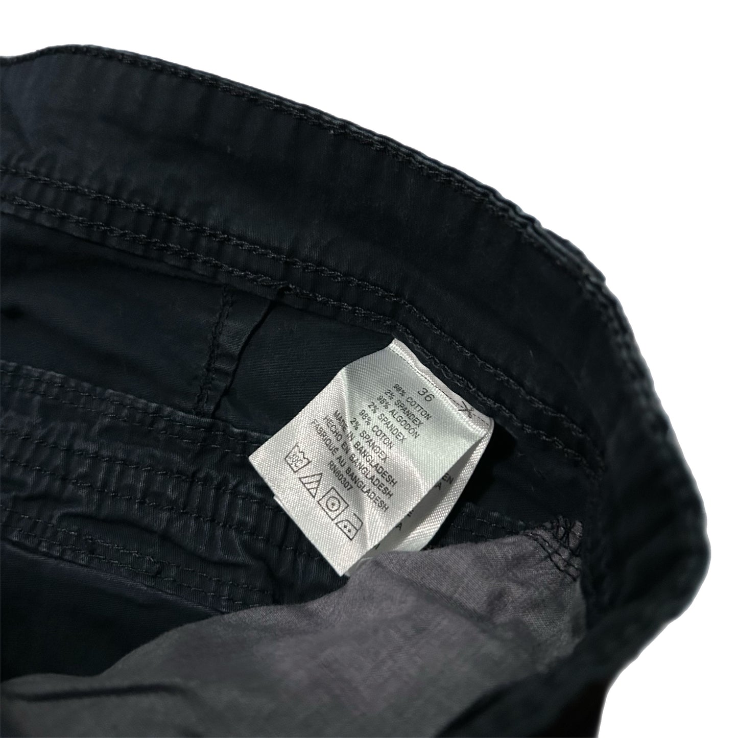 (36) Y2K Union Bay Navy Cargo Shorts