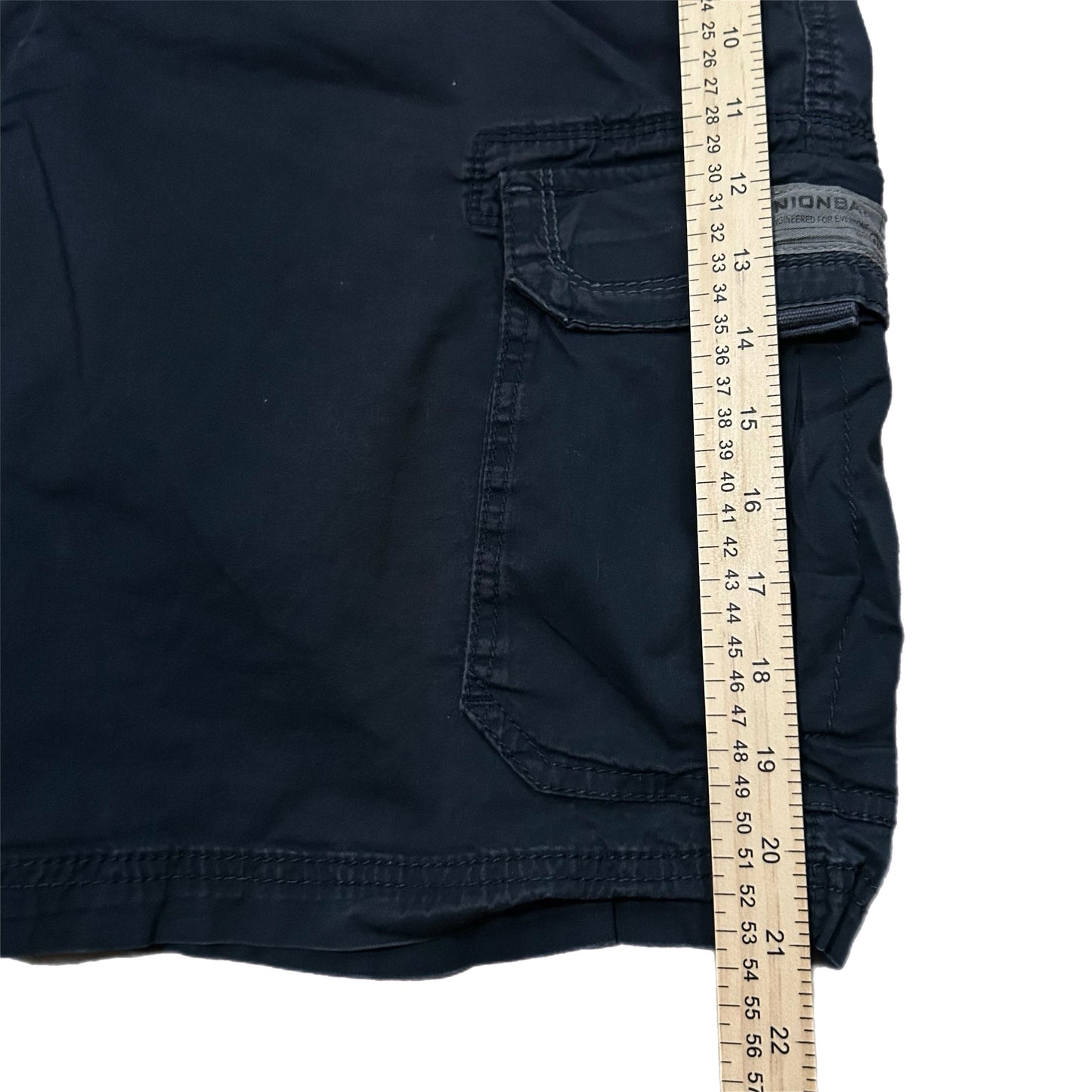 (36) Y2K Union Bay Navy Cargo Shorts