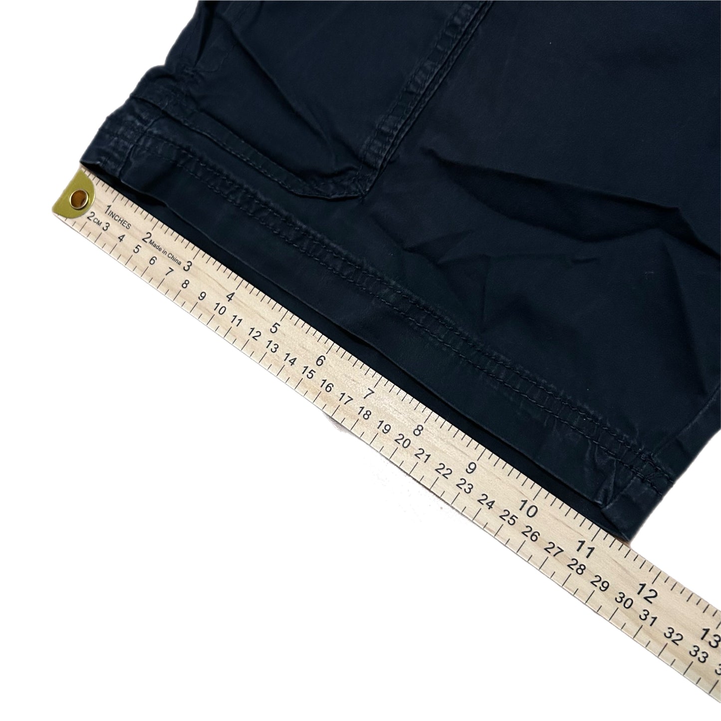(36) Y2K Union Bay Navy Cargo Shorts