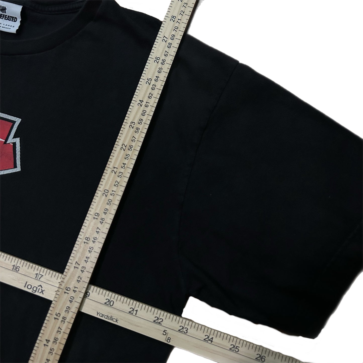 (XL) Undefeated 5 Strike Court Run Black Shirt