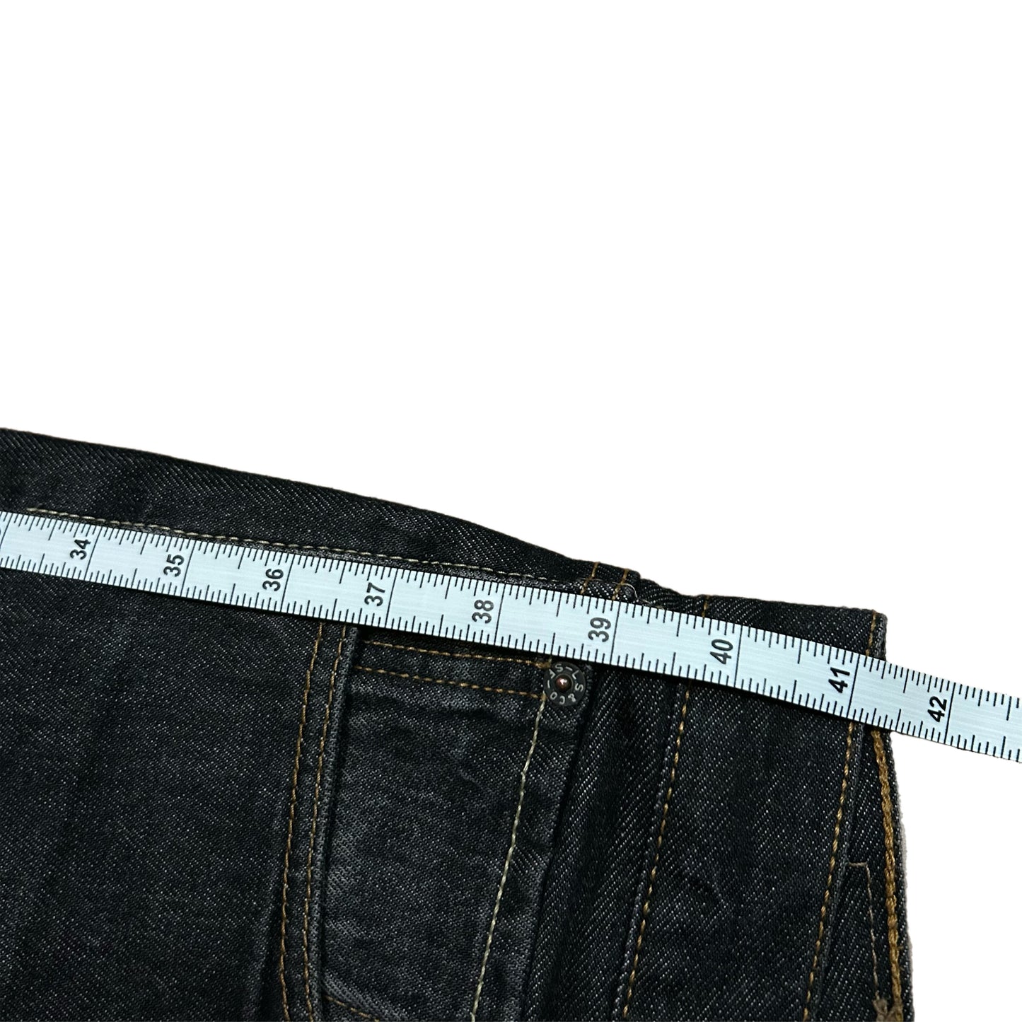 (36) Levi's 501 Dark Wash Relaxed Denim Jeans