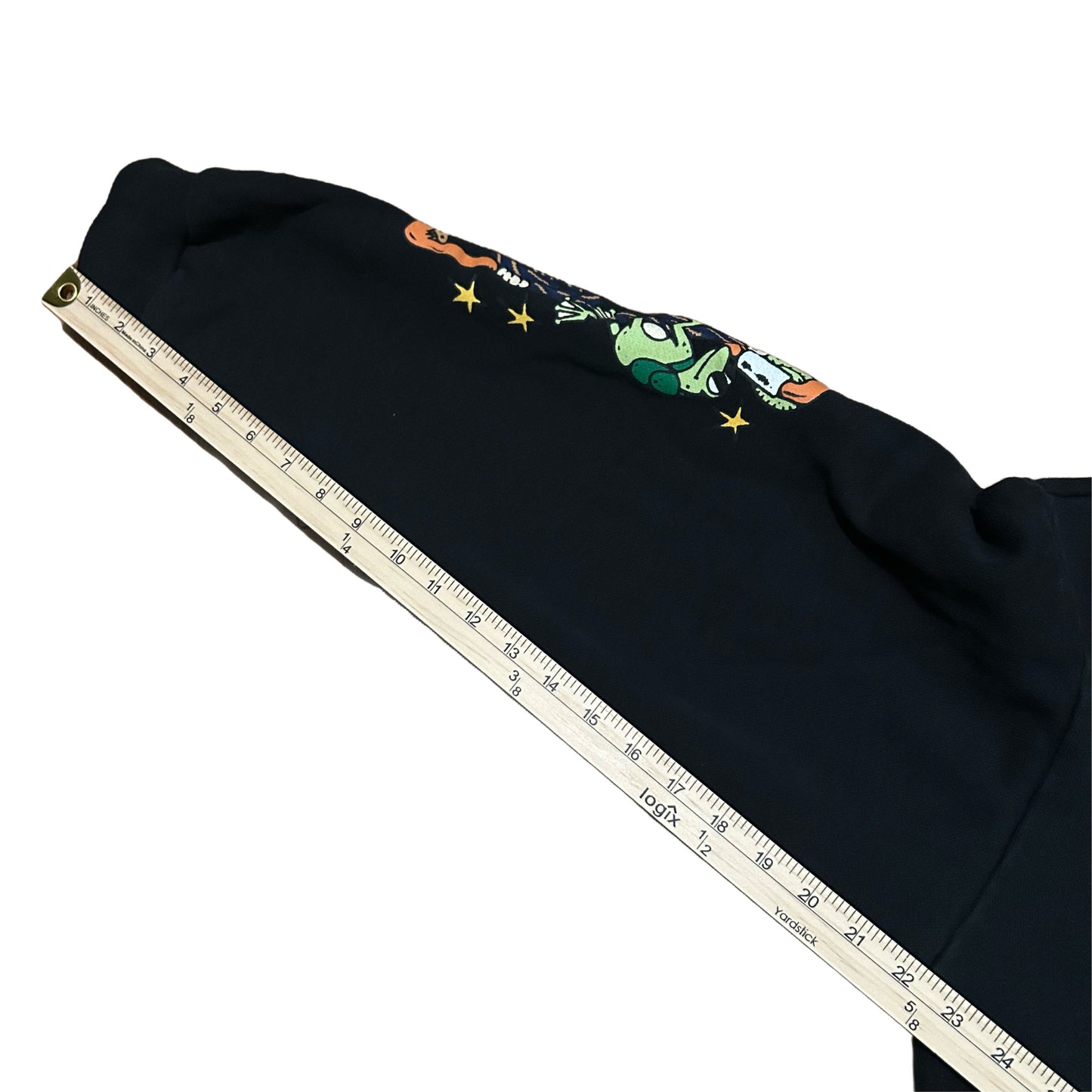 (L) Market Backcountry Buds Black Hoodie