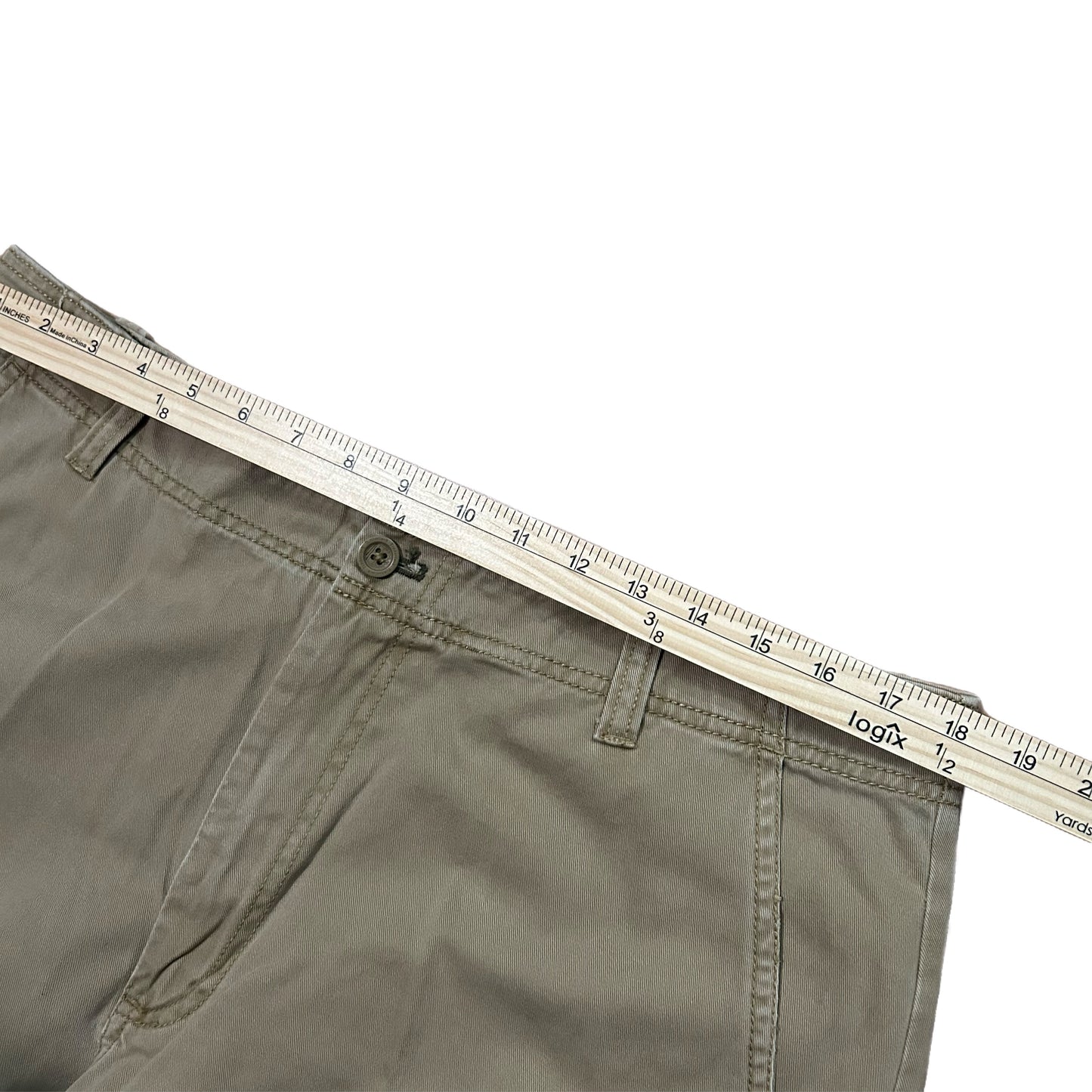 (36) Y2K Timberland Khaki Baggy Cargo Shorts