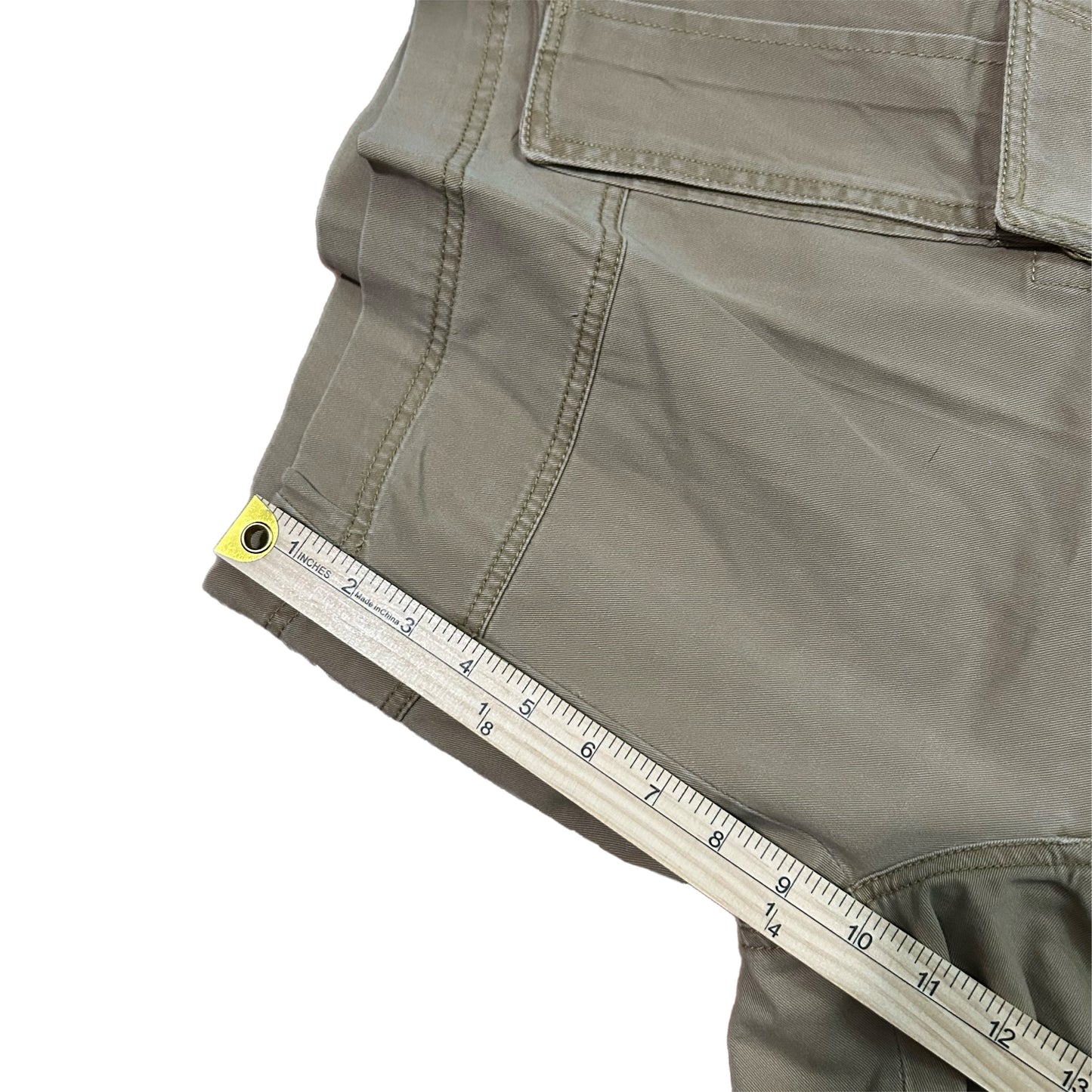 (36) Y2K Timberland Khaki Baggy Cargo Shorts
