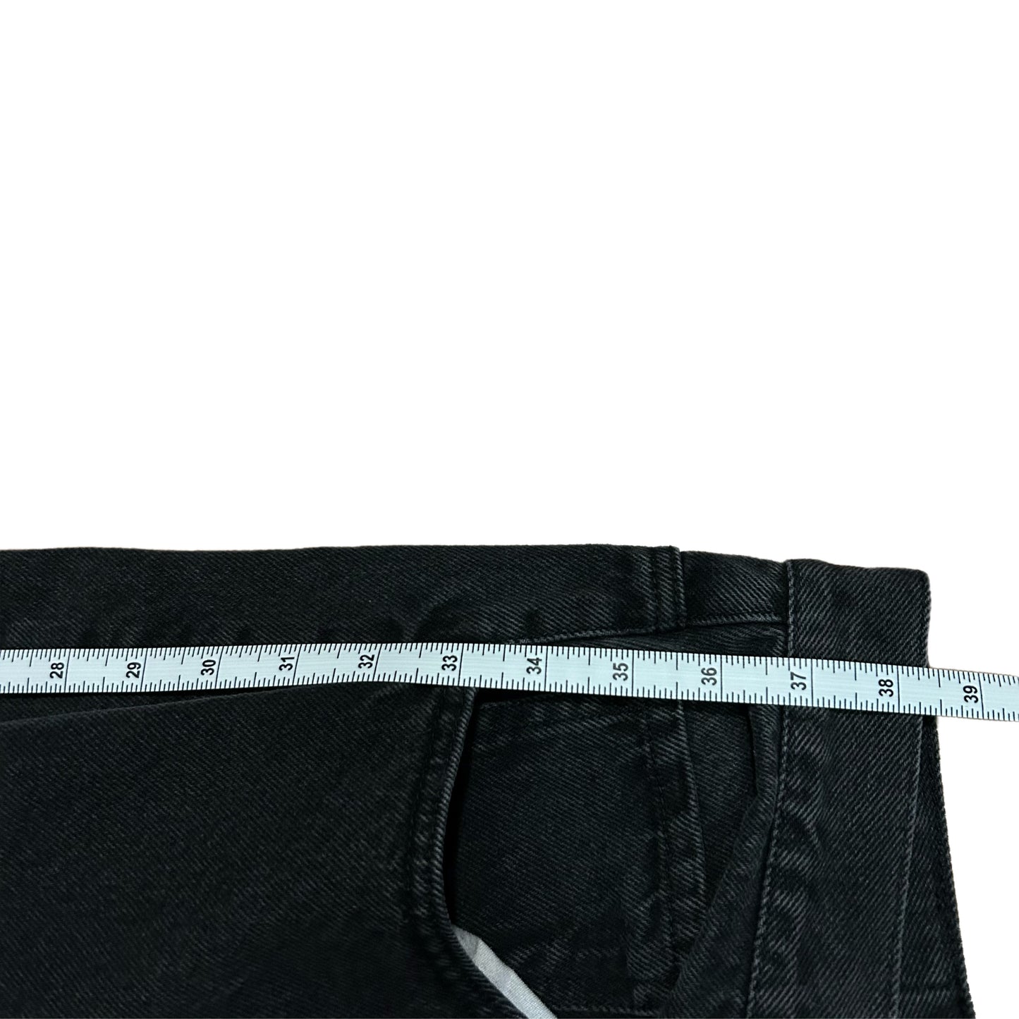 (32) Y2K DC Dark Wash Black Baggy Denim
