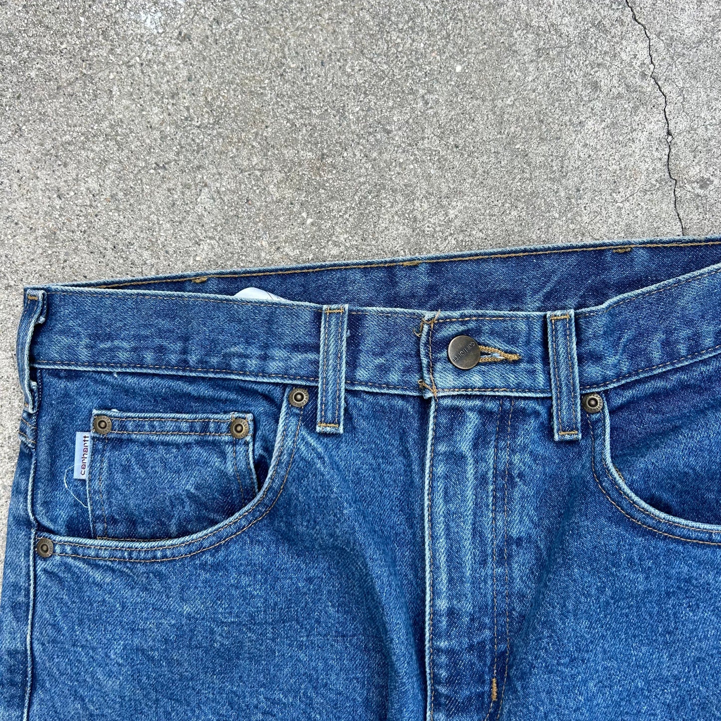 (32) Carhartt Dark Wash Loose Fit Utility Jeans