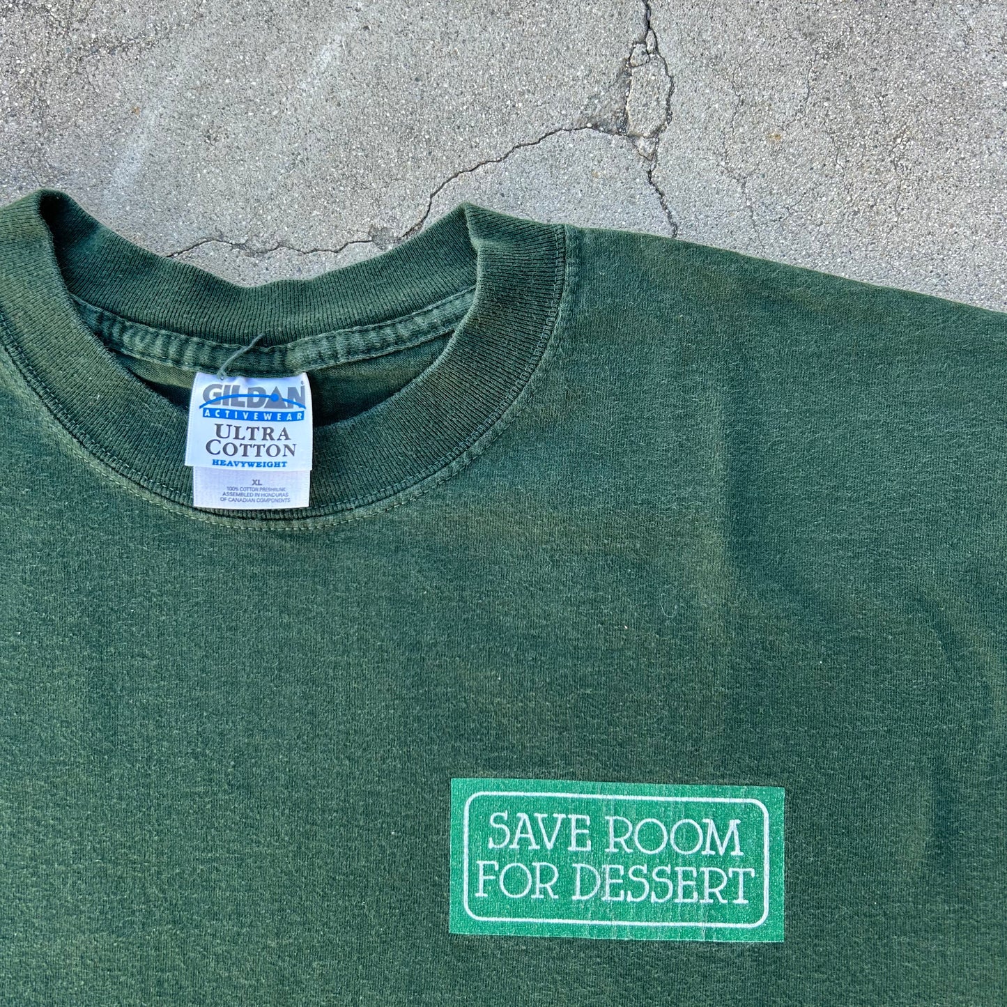 (XL) 1999 Ben & Jerry's Promo Shirt 'Save Room For Desert'