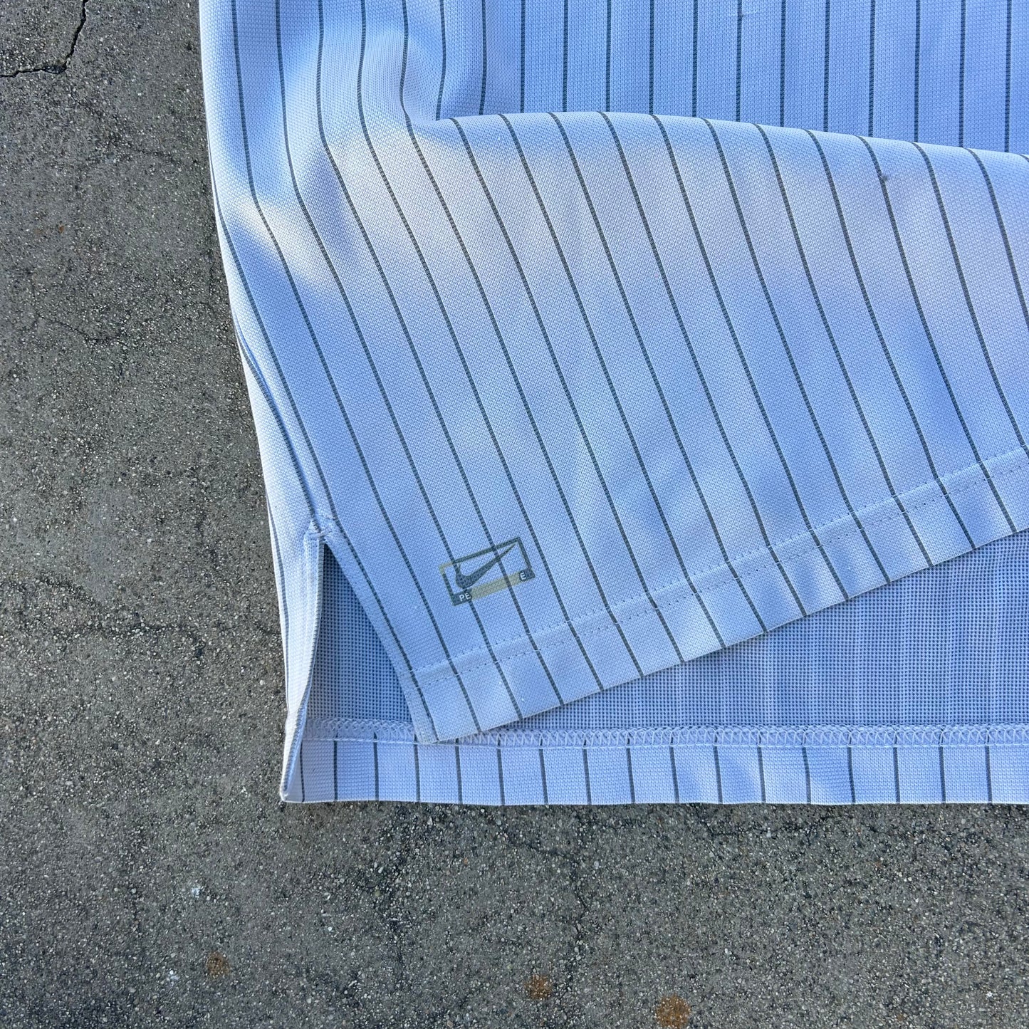 (XXL) Y2K Striped Nike Button-Up