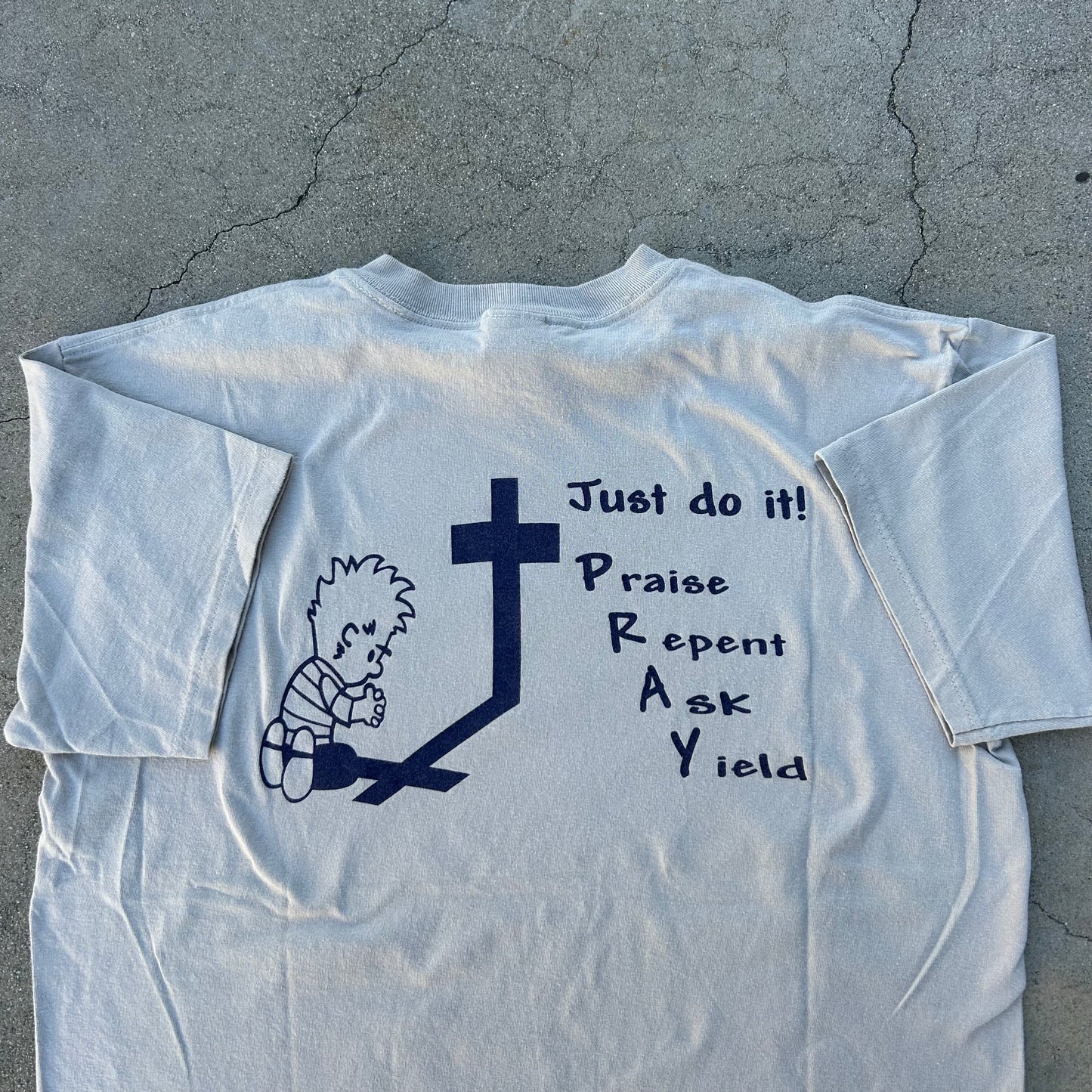 (L) 2003 Green Oak Ranch 'Just Do It! Pray' Shirt