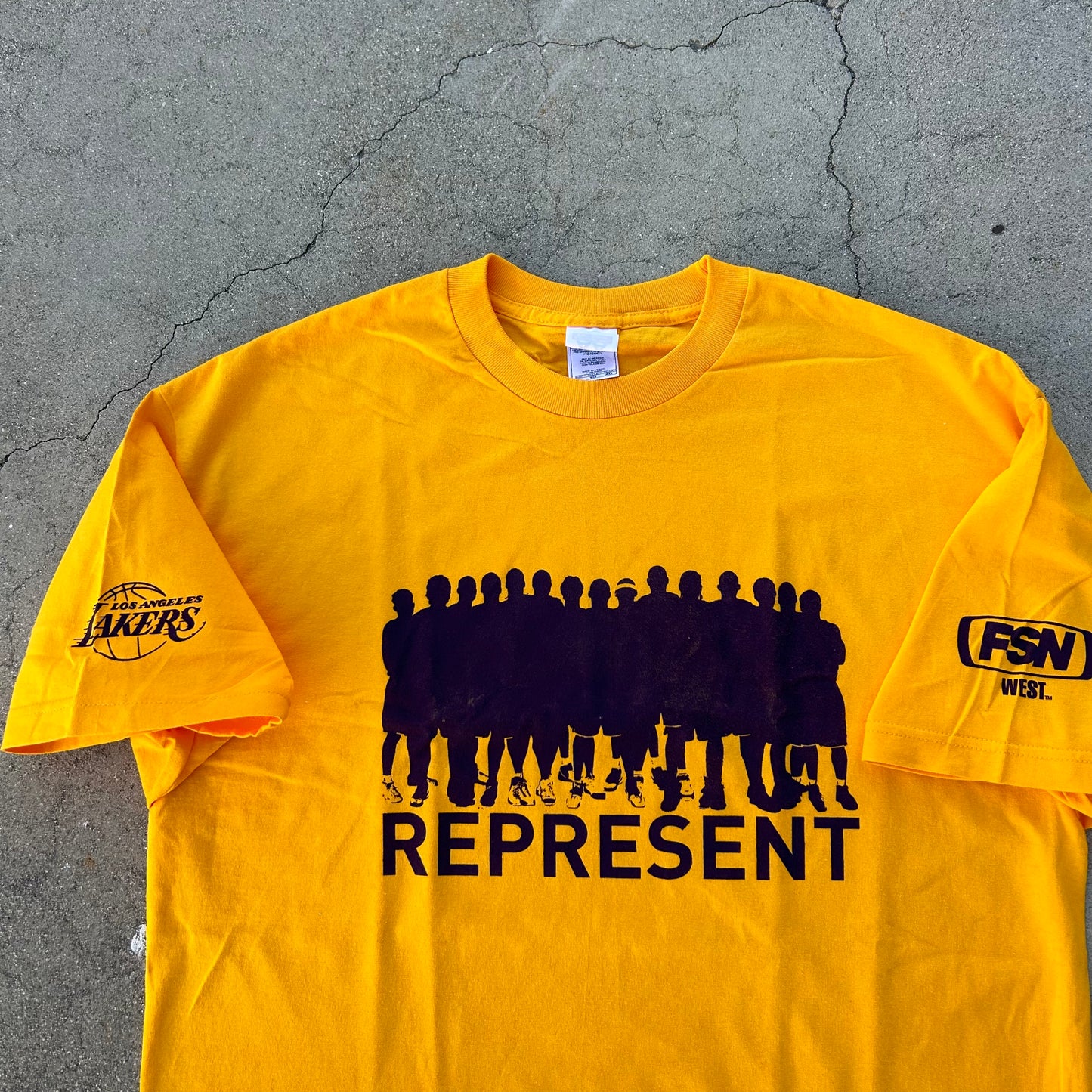 (XL) 2009 Los Angeles Lakers 'Represent' Shirt