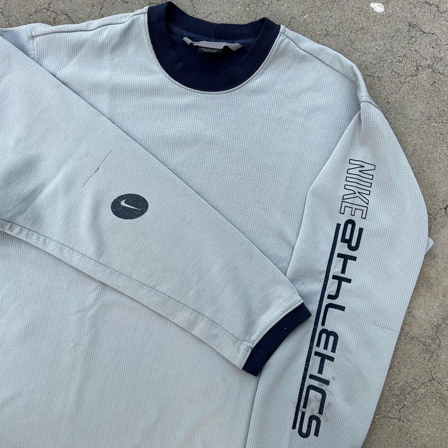 (M) Y2K Nike Athletics Long Sleeve Shirt