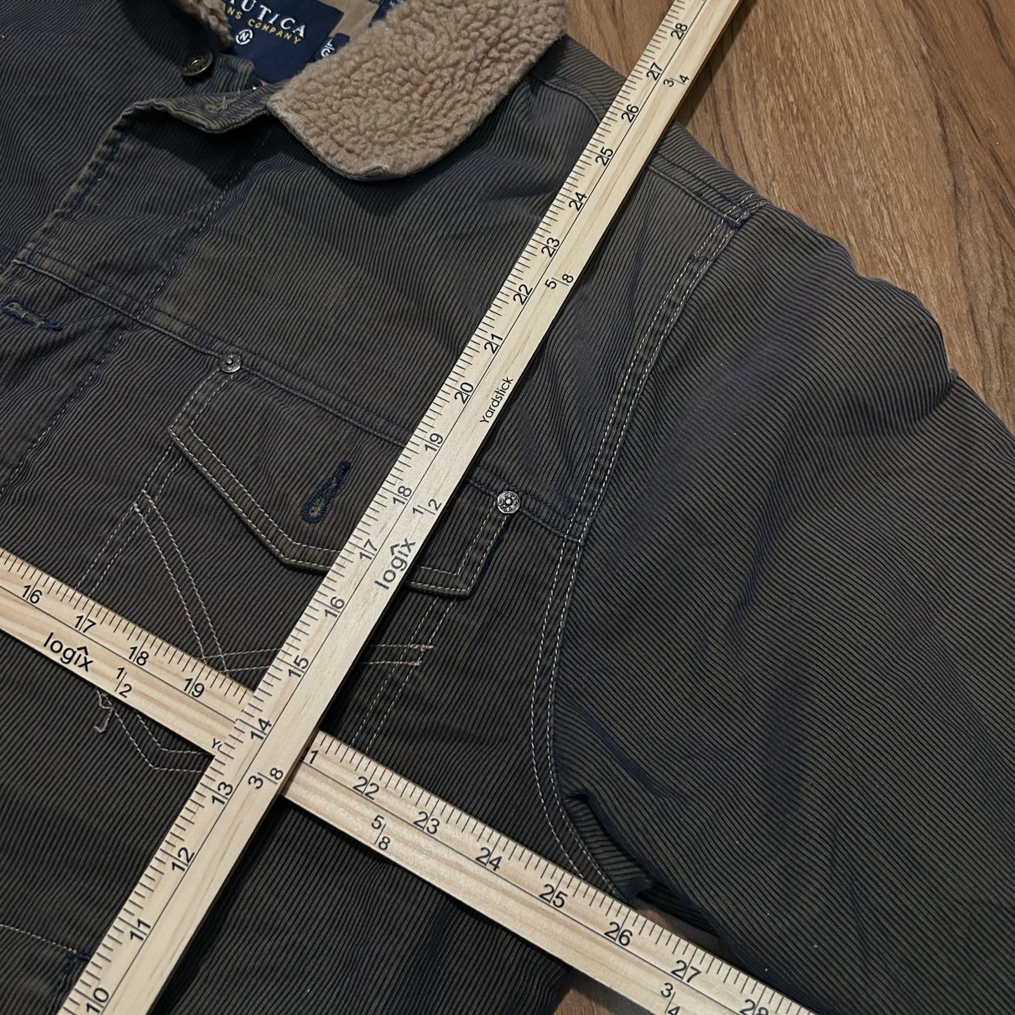 (L) Vintage 2000s Nautica Jeans Company Corduroy Sherpa Brown Zip-Up Jacket