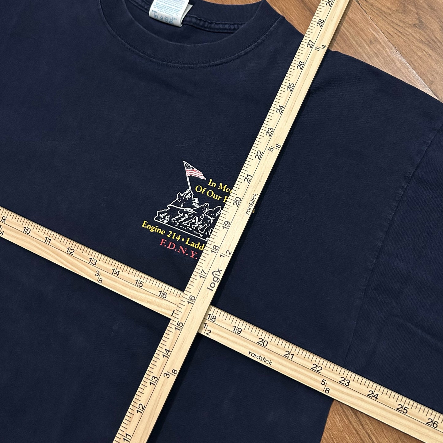 (XL) Vintage Y2K Firefighter Memorial Navy T-Shirt