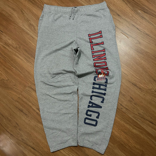 (S) Vintage University of Illinois Chicago Grey Loose Sweatpants