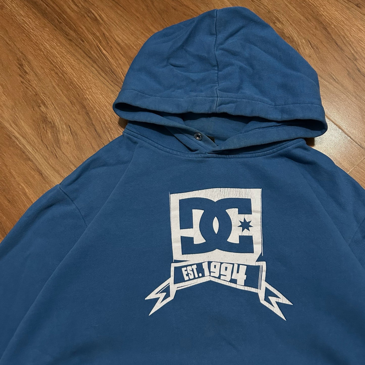 (L) Y2K DC Shoes Center Logo Pullover Blue Hoodie