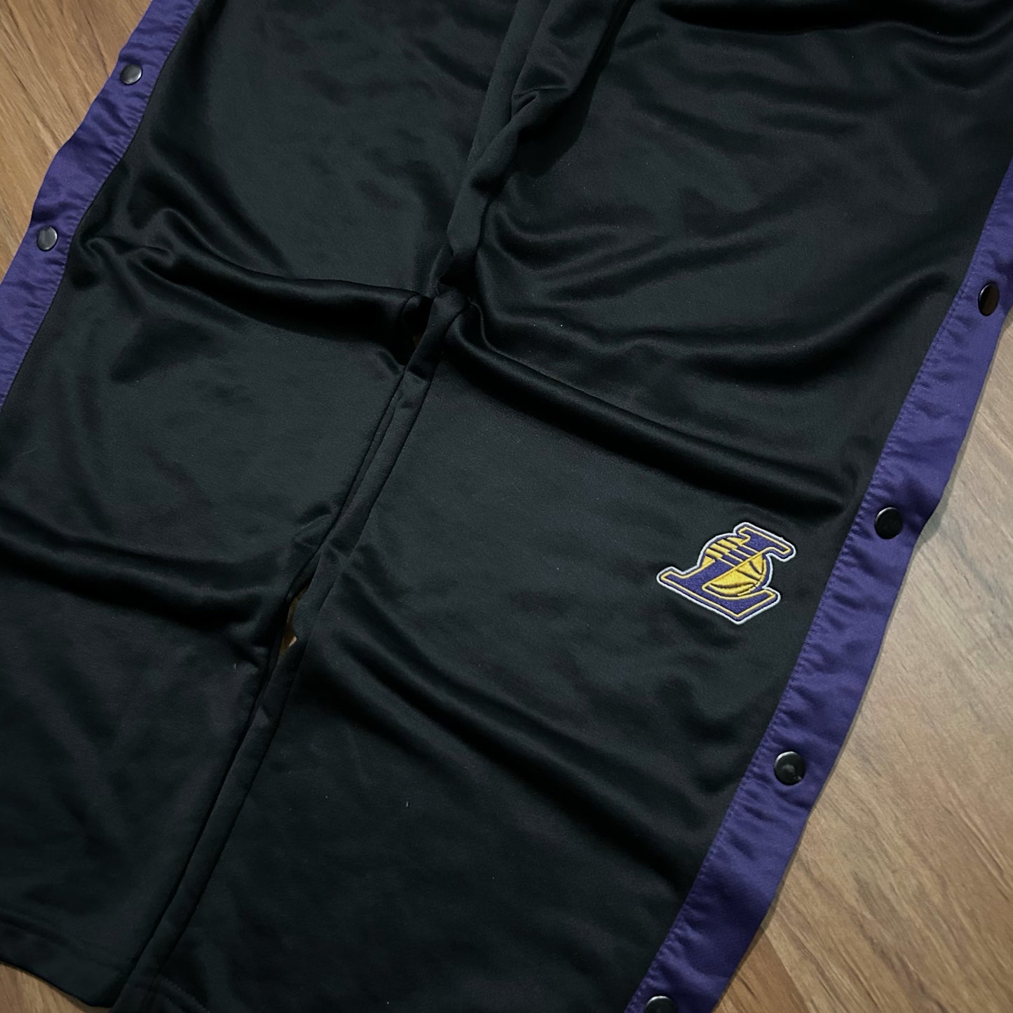(M) Vintage Y2K NBA Los Angeles Lakers Tear-Away Baggy Track Pants