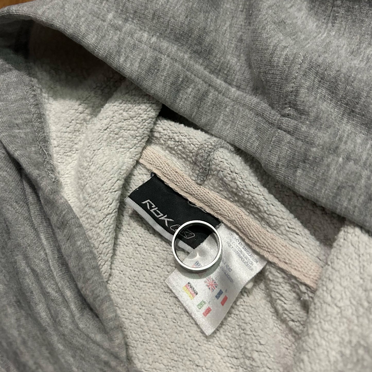(M) Vintage Y2K Reebok Classic Essential Grey Pullover Hoodie