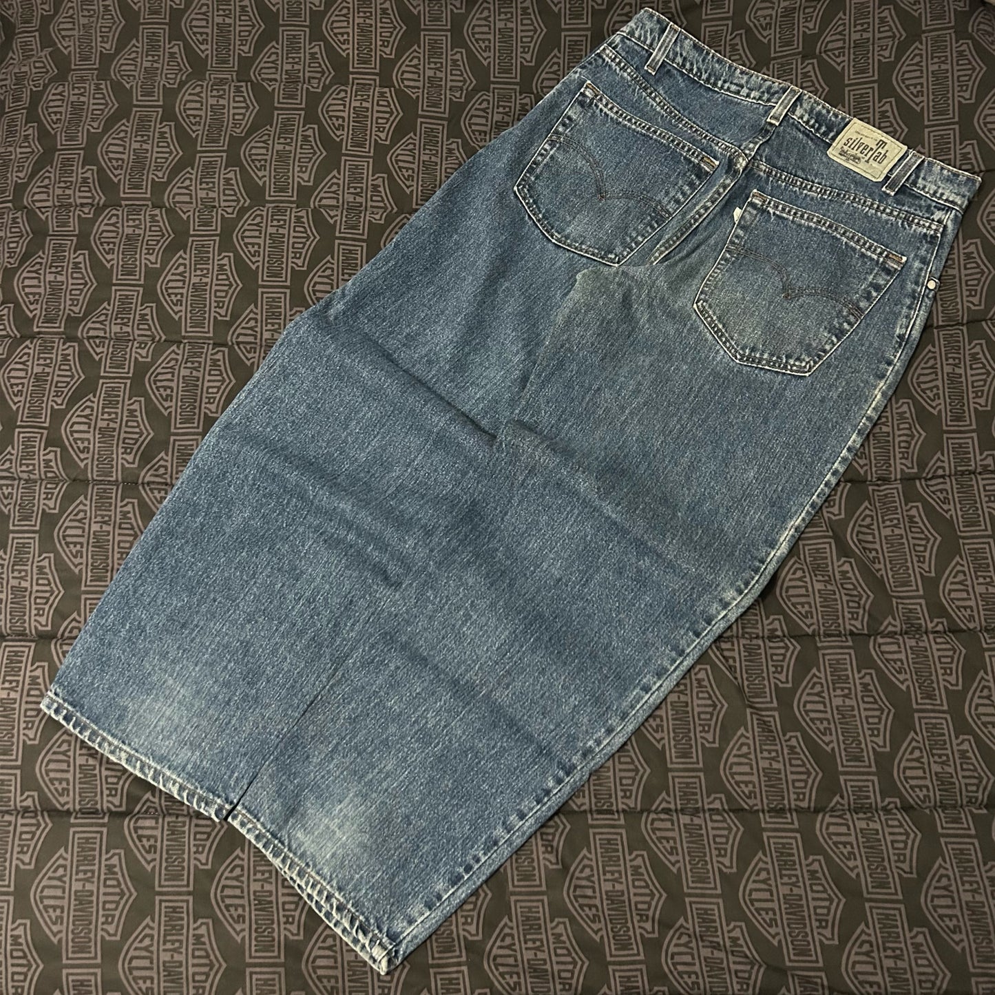 (34) Vintage 90s Levi's SilverTab Made in USA Baggy Denim
