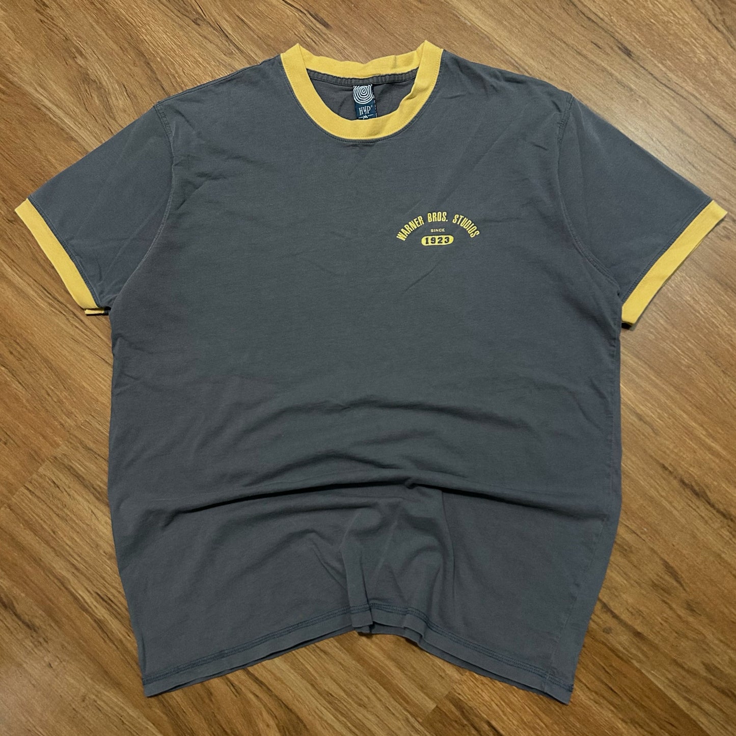 (M) Vintage Retro Warner Bros Studio Grey Yellow Ringer T-Shirt