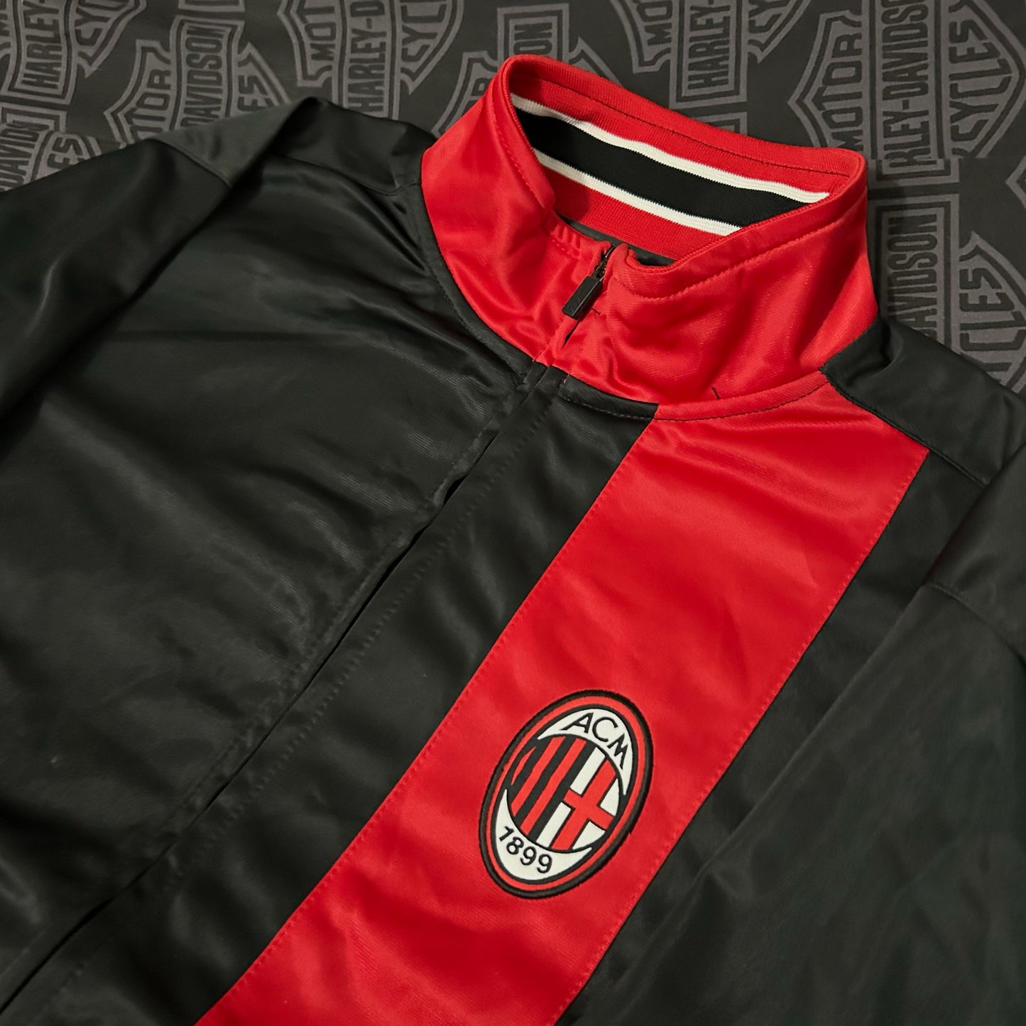 (M) Vintage Rhinox AC Milan Official Licensed Full Zip Soccer Track Jacket