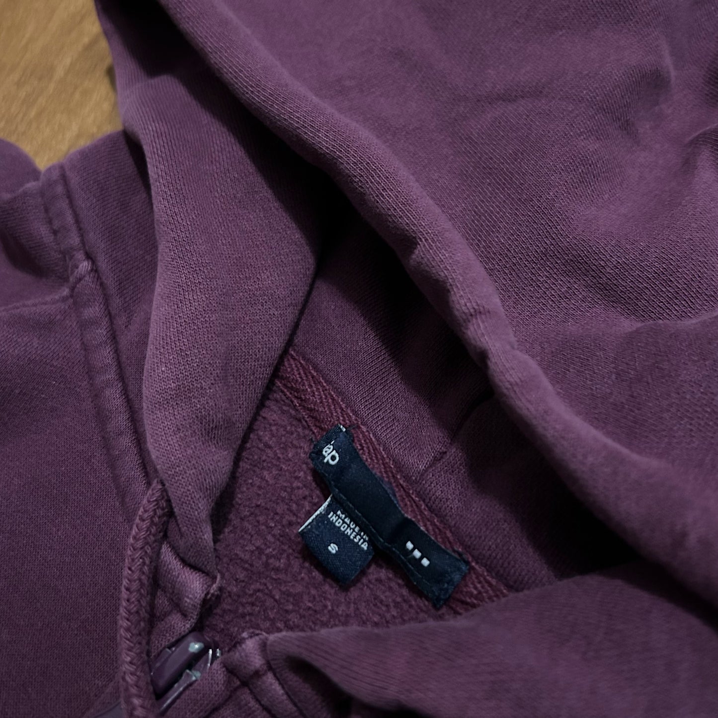 (S) Retro GAP Magenta Zip-Up Hoodie