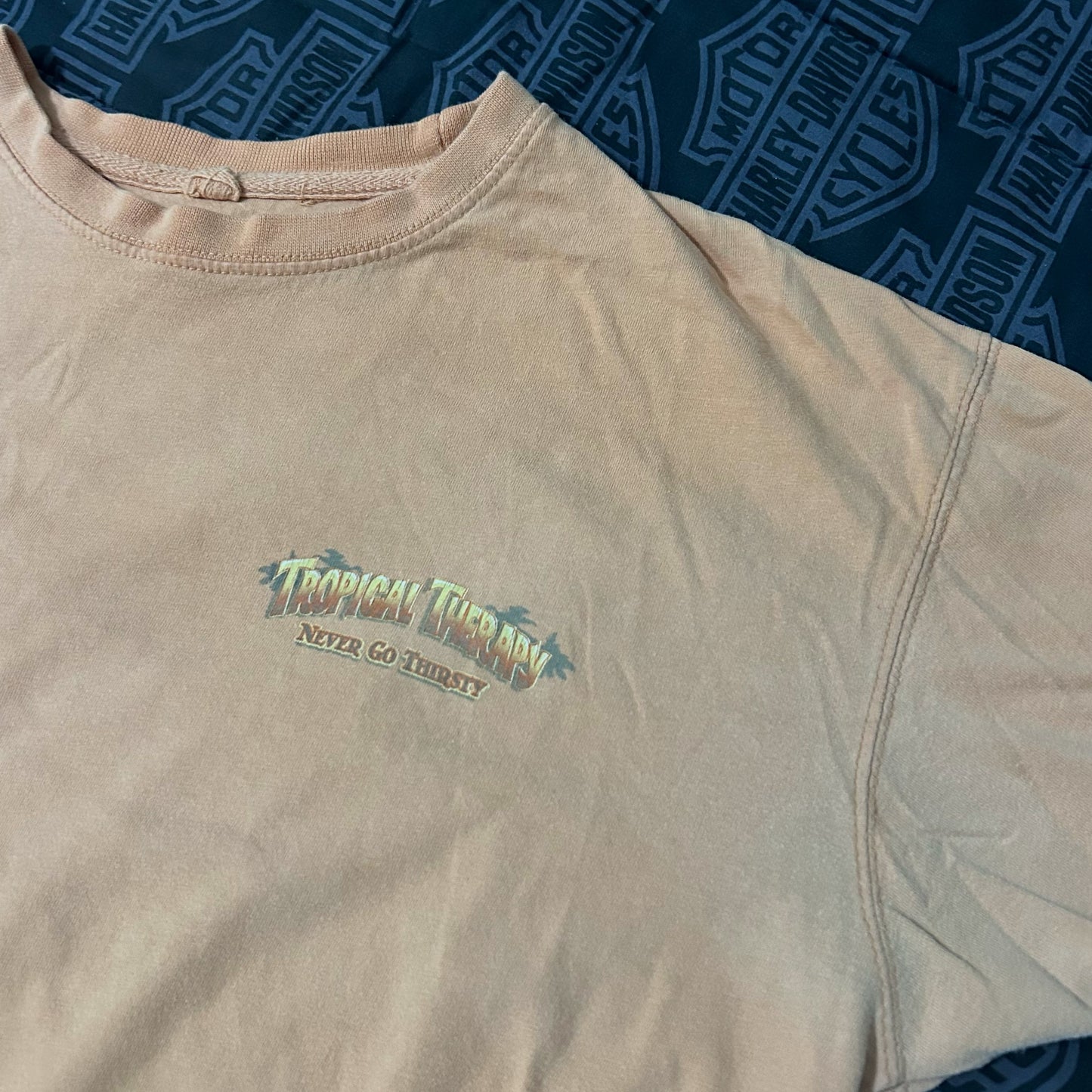 (M) Newport Blue Tropical Therapy Kickback Never Go Thirsty Graphic T-Shirt