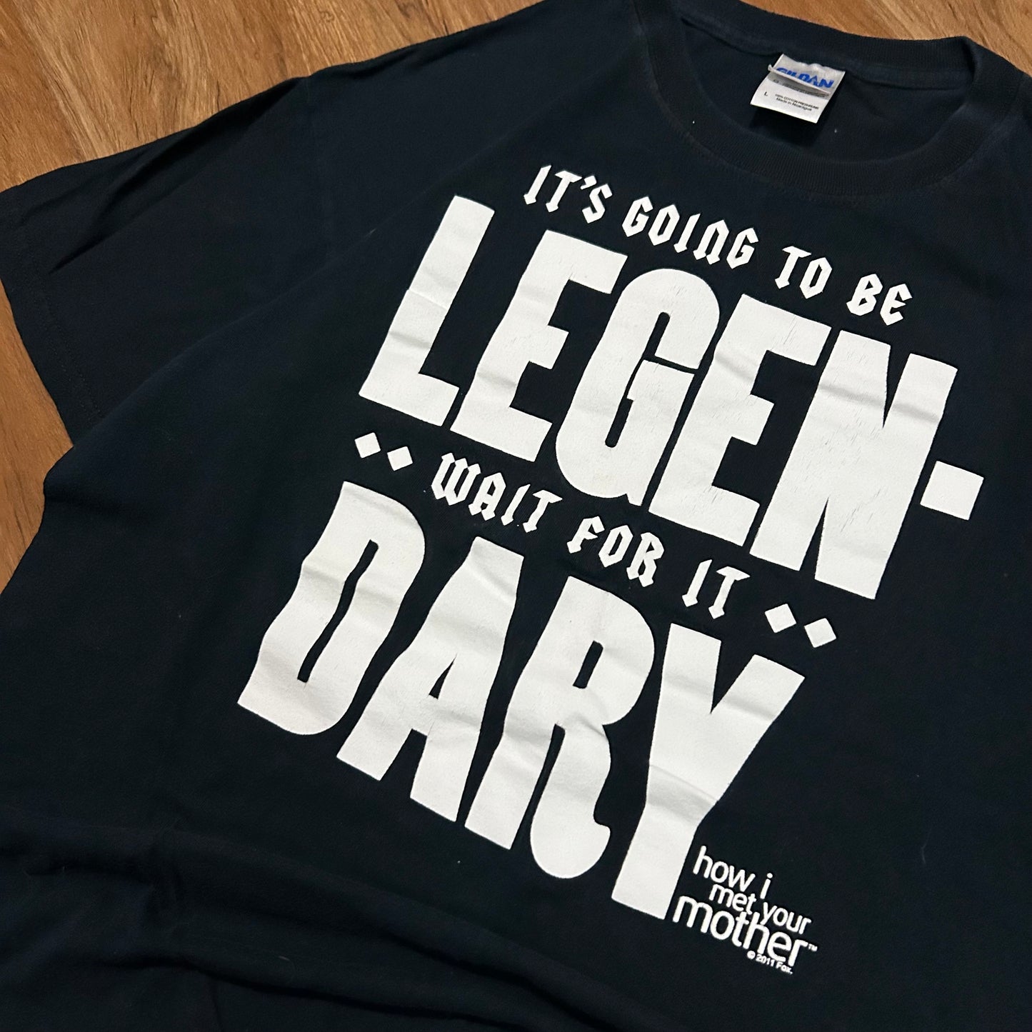 (L) 2011 How I Met Your Mother Promo Black T-Shirt