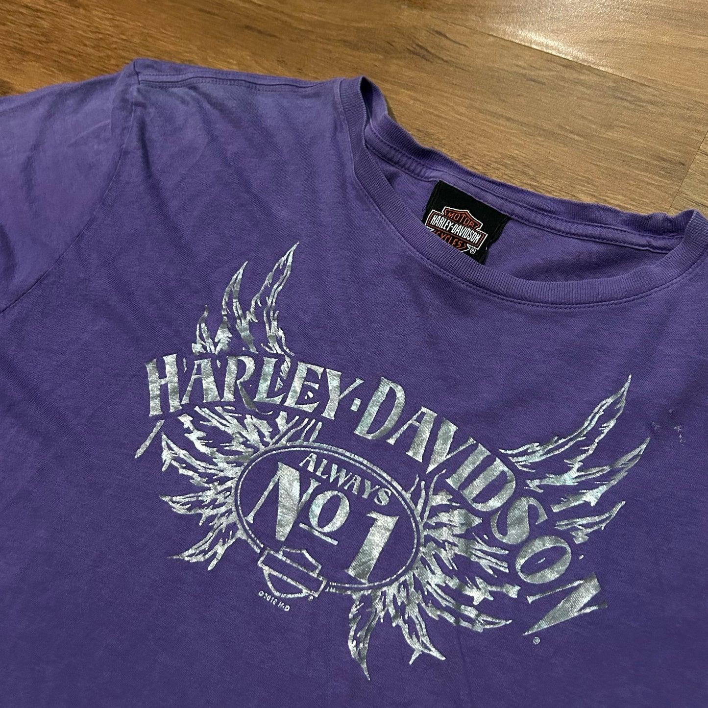 (Women's L) Vintage 2000s Women's Harley Davidson Galesburg Purple Shirt