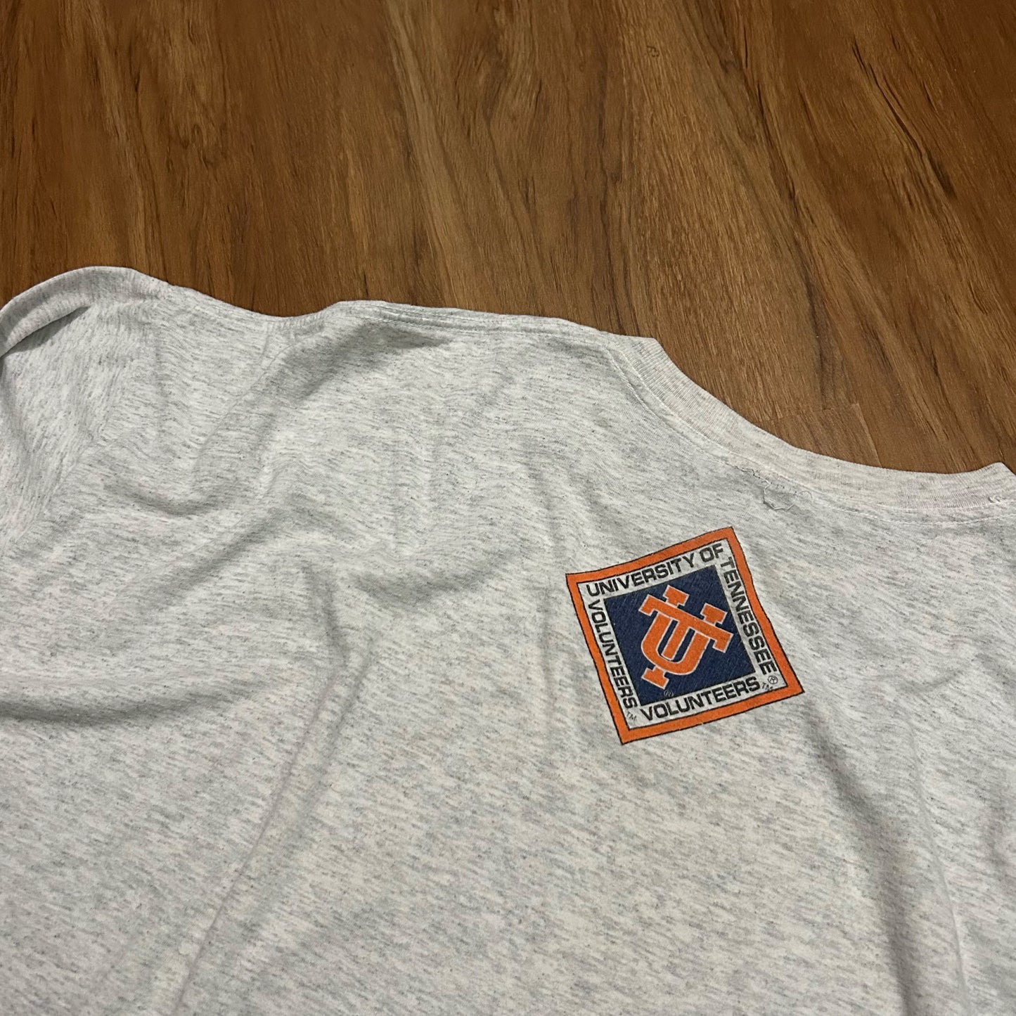 (XXL) Vintage 90s University of Tennesse Volunteers Grey Graphic T-Shirt