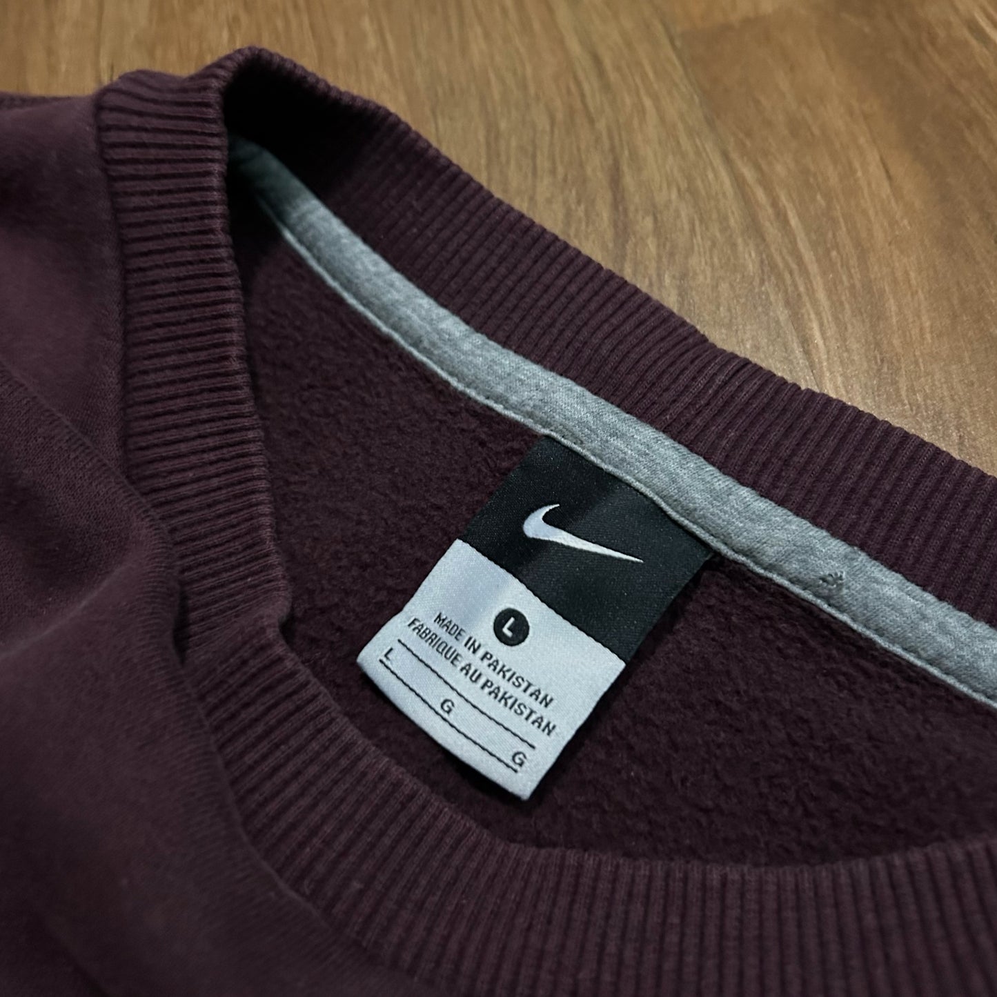 (L) Nike Solo Swoosh Night Maroon Pullover Crewneck