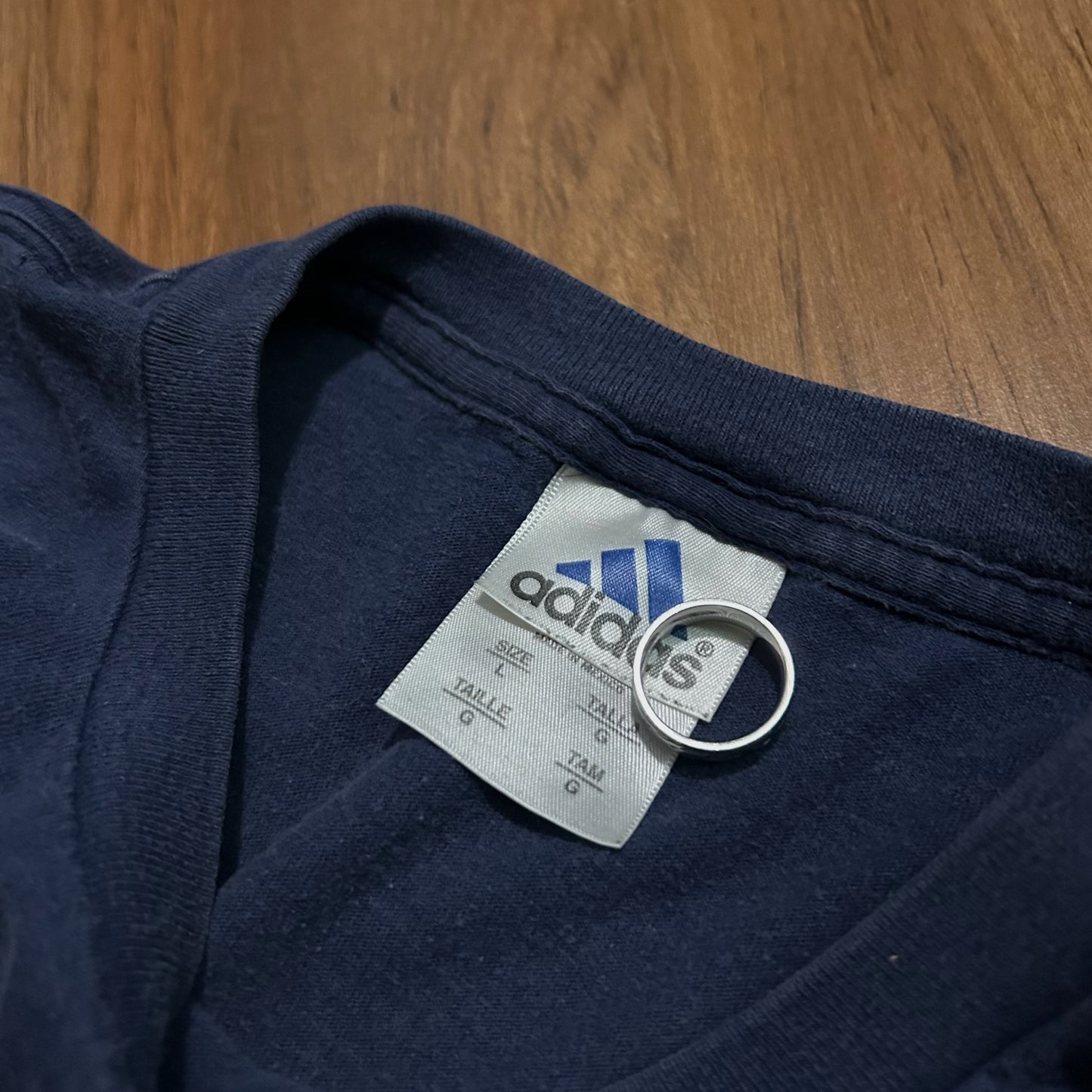 (L) Retro Y2K Adidas Navy Stripe Graphic T-Shirt