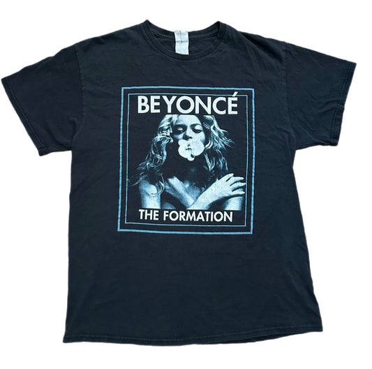 (L) 2016 Beyoncé 'The Formation' Tour Shirt