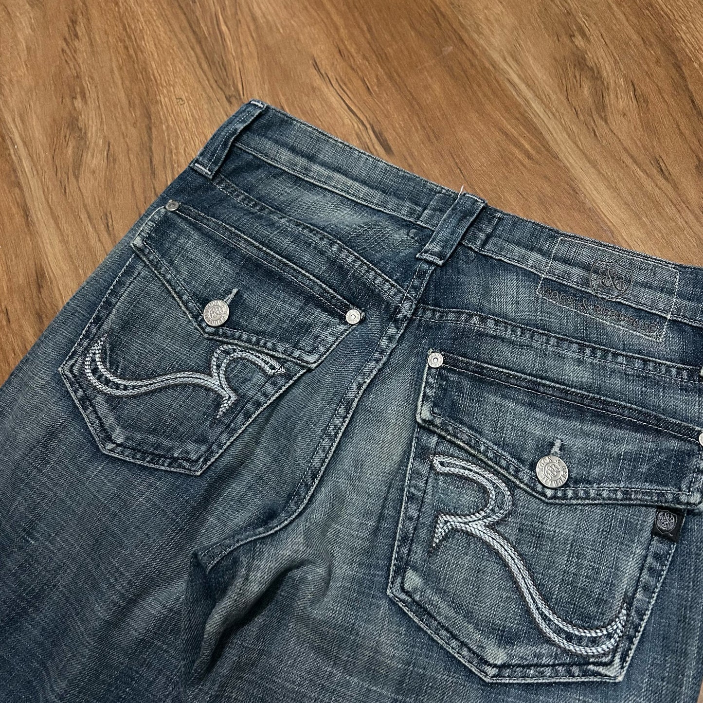 (31) Vintage Rock & Republic Bootcut Flare Jeans