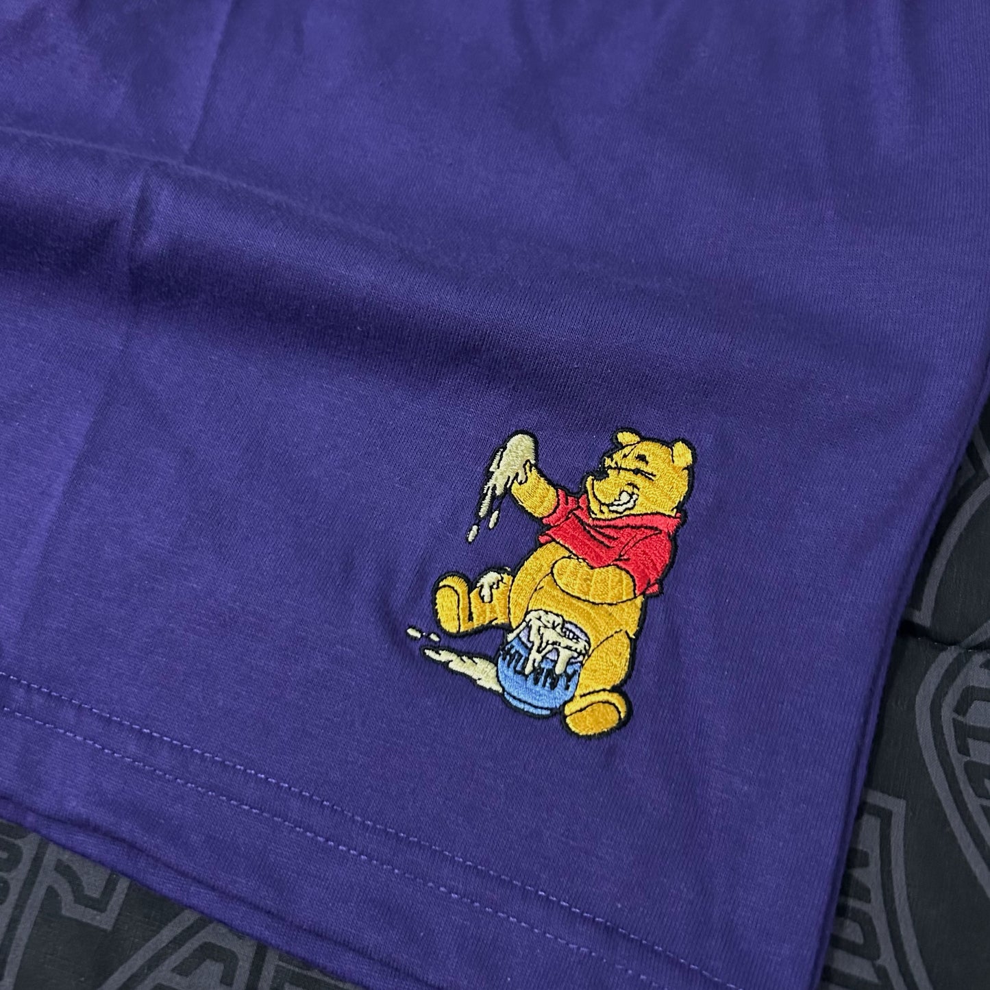 (S/M) Vintage 90s Disney Store Winnie the Pooh Embroidered Purple Lounge Shorts
