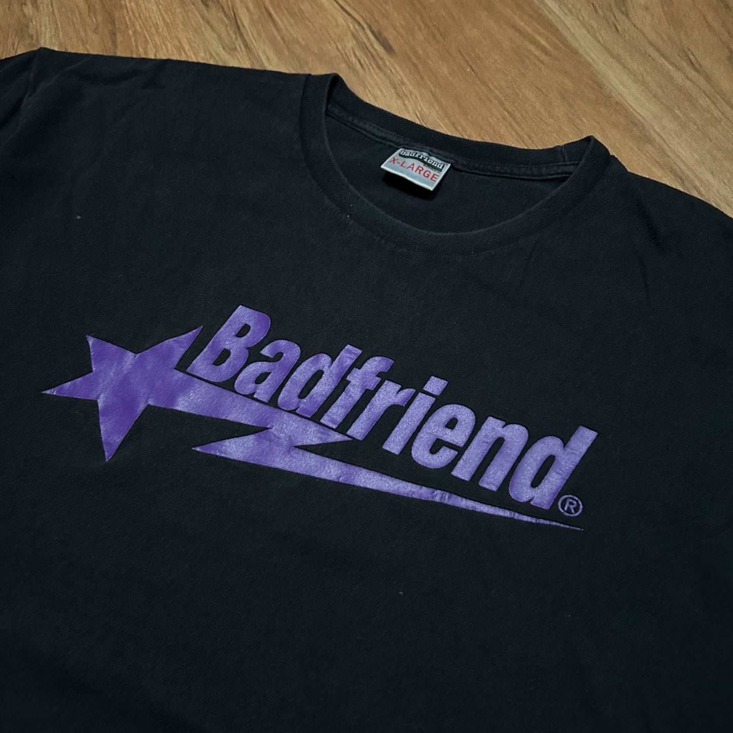 (XL) Vintage Y2K Badfriend Star Logo Skater Black Purple T-Shirt